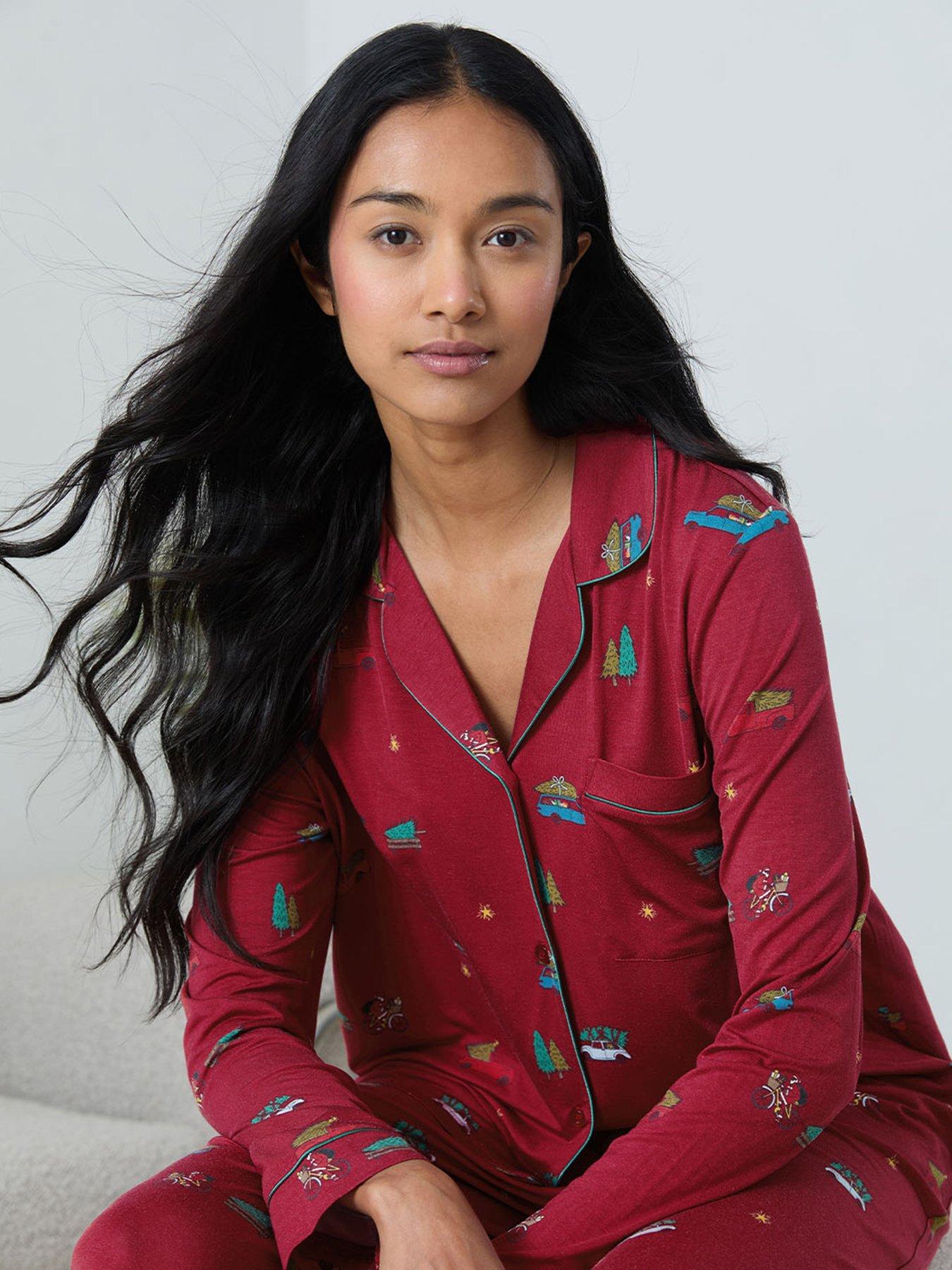 Image 5 of 6 of CHELSEA PEERS Christmas Long Button Up Set In Lenzing Modal - Red