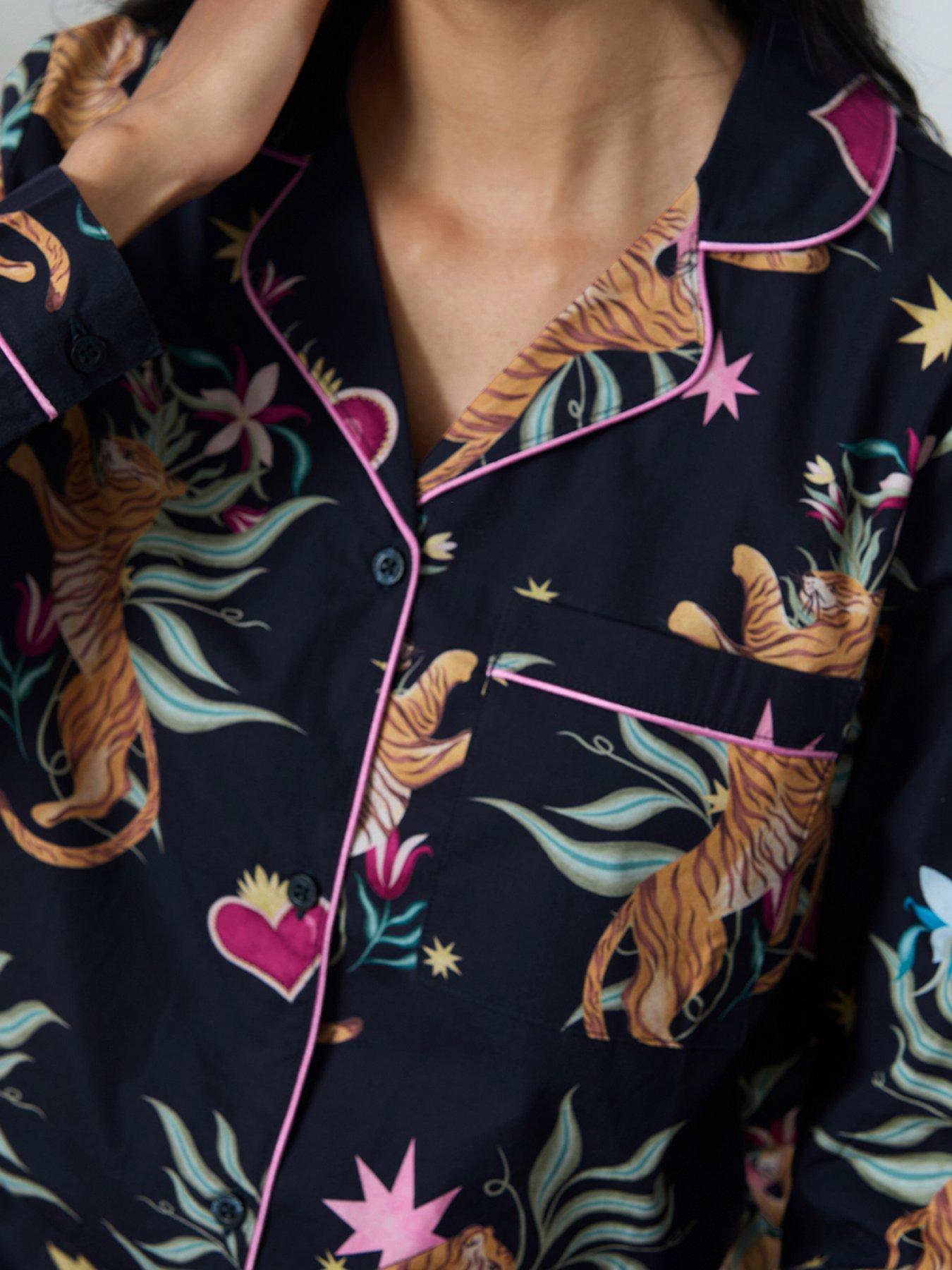 Image 3 of 5 of CHELSEA PEERS Long Button Up Set - Navy