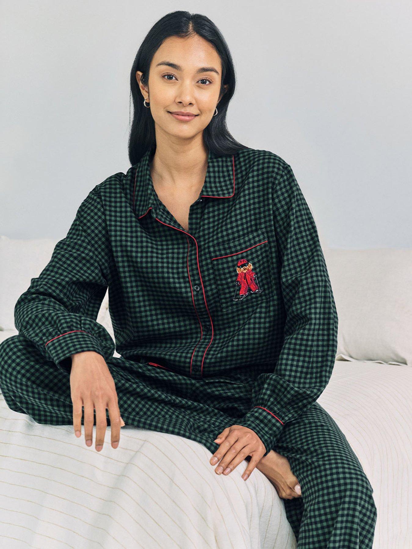 Image 3 of 6 of CHELSEA PEERS Button Down Shirt And Straight Leg Bottoms Pyjama Set - Green