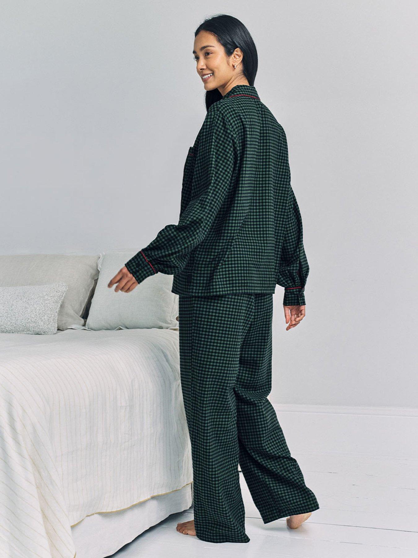 Image 4 of 6 of CHELSEA PEERS Button Down Shirt And Straight Leg Bottoms Pyjama Set - Green