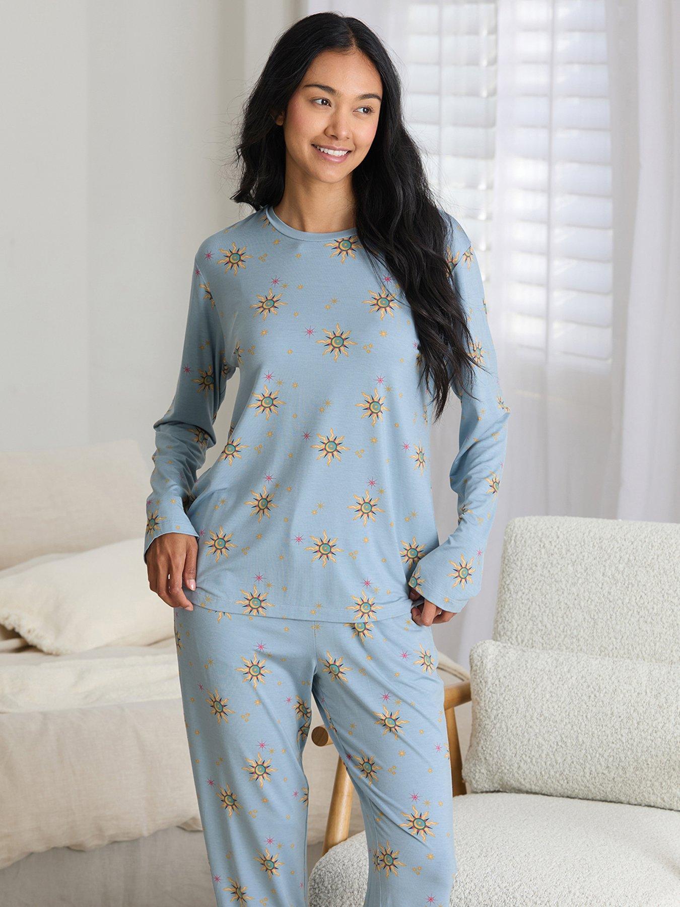  image of chelsea-peers-long-crew-neck-set-blue