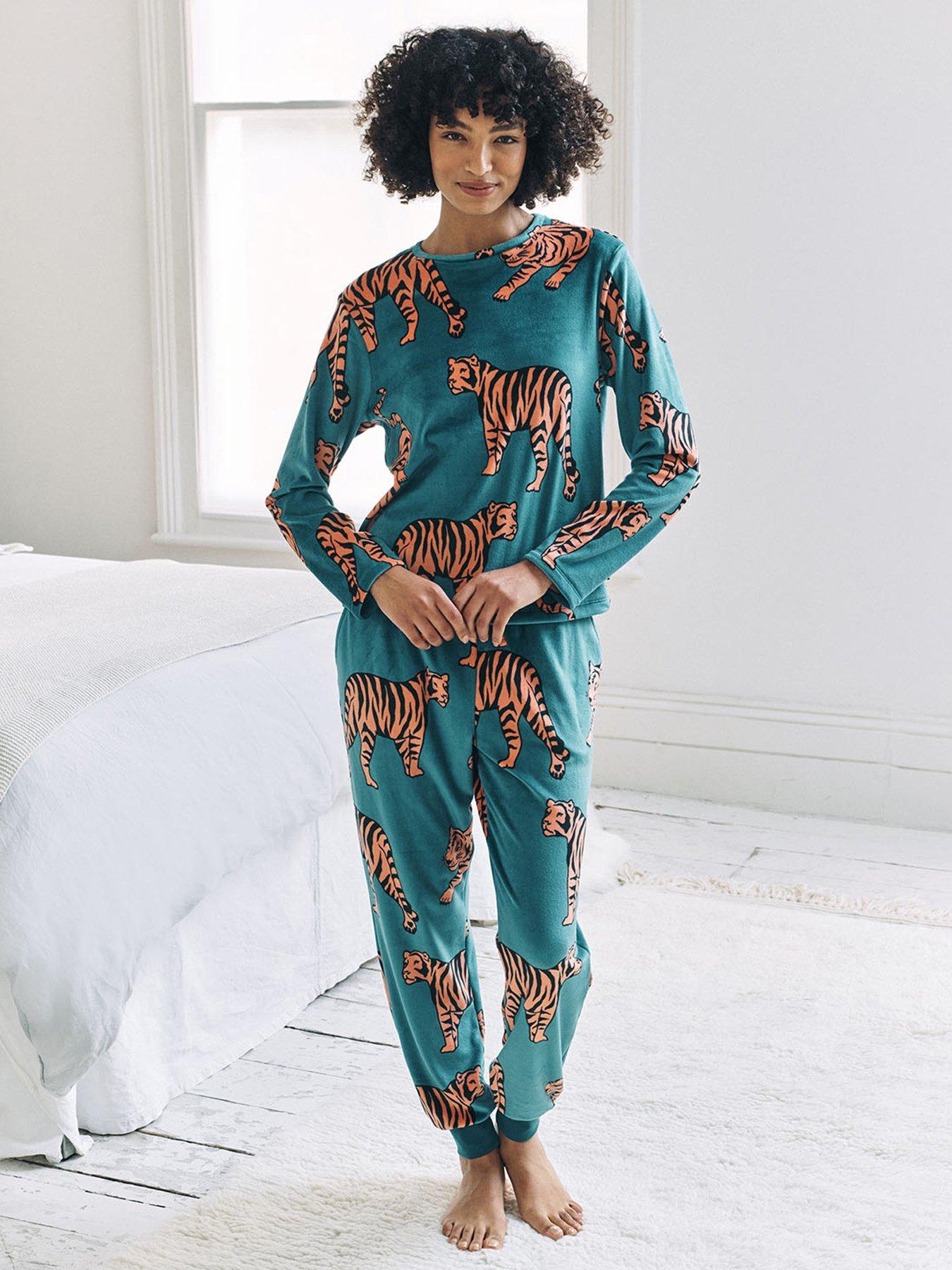 CHELSEA PEERS Classic Long Sleeve Crew Neck Set In Lightweight Fleece - Teal