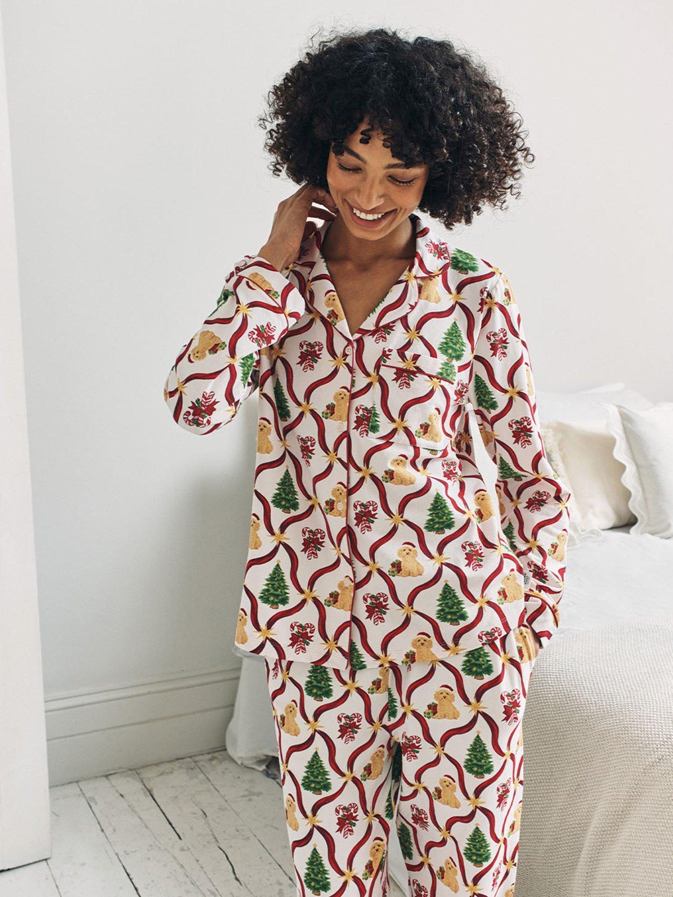 Image 2 of 6 of CHELSEA PEERS Christmas Classic Long Button Up Set In Cotton - White