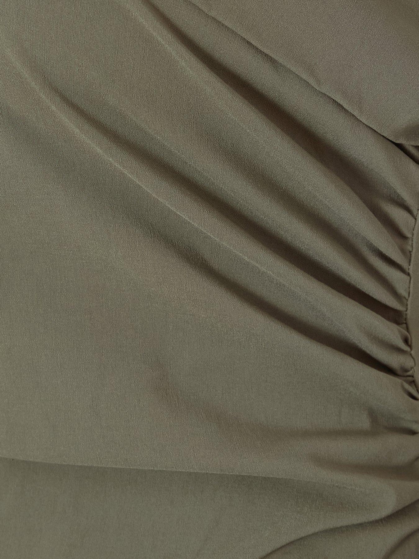 Image 6 of 6 of Quiz Curve Khaki Bandeau Midi Dress