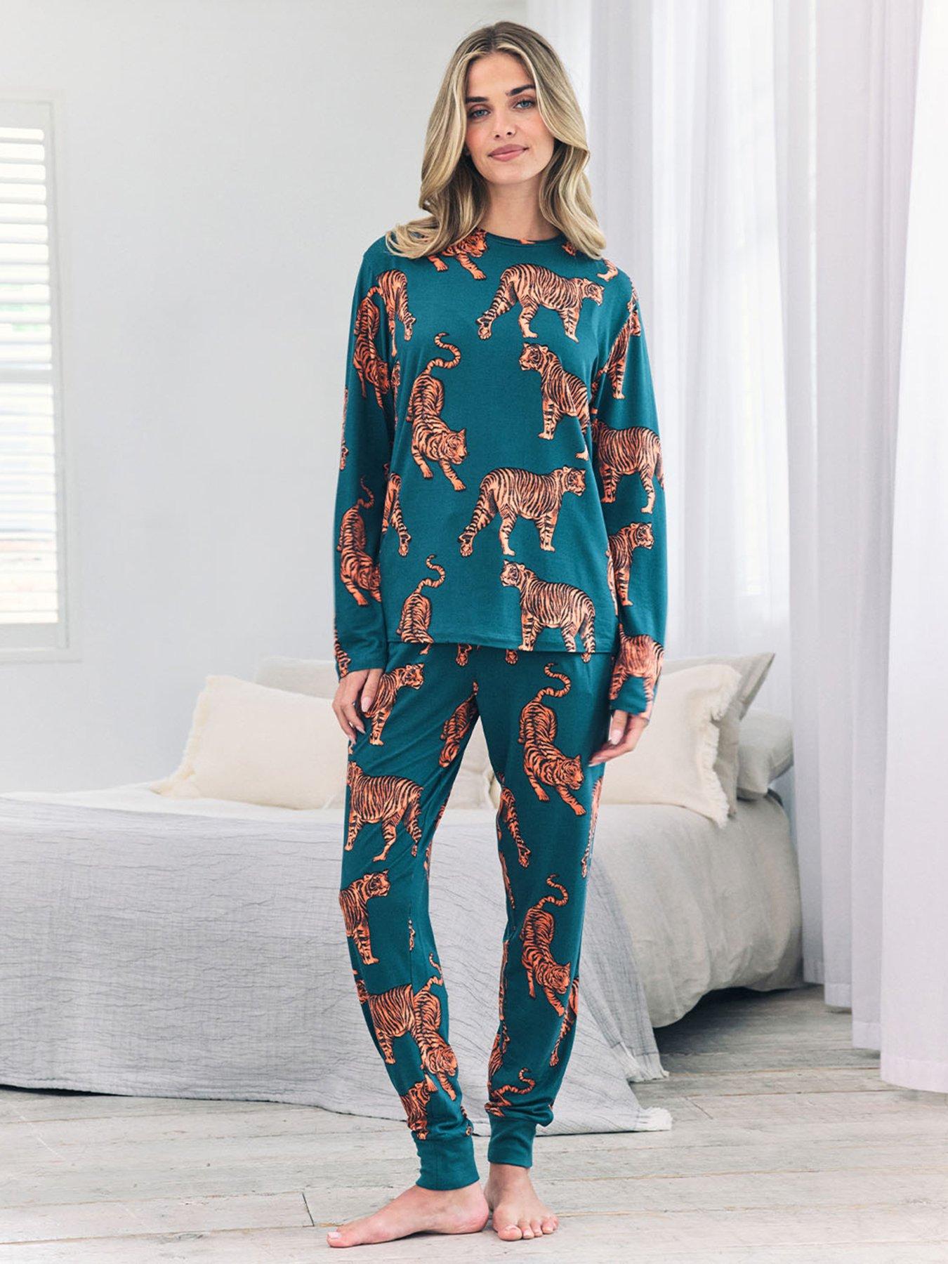 Image 1 of 6 of CHELSEA PEERS Long Sleeve Crew Neck Set With Tiger Print In Polyester - Teal