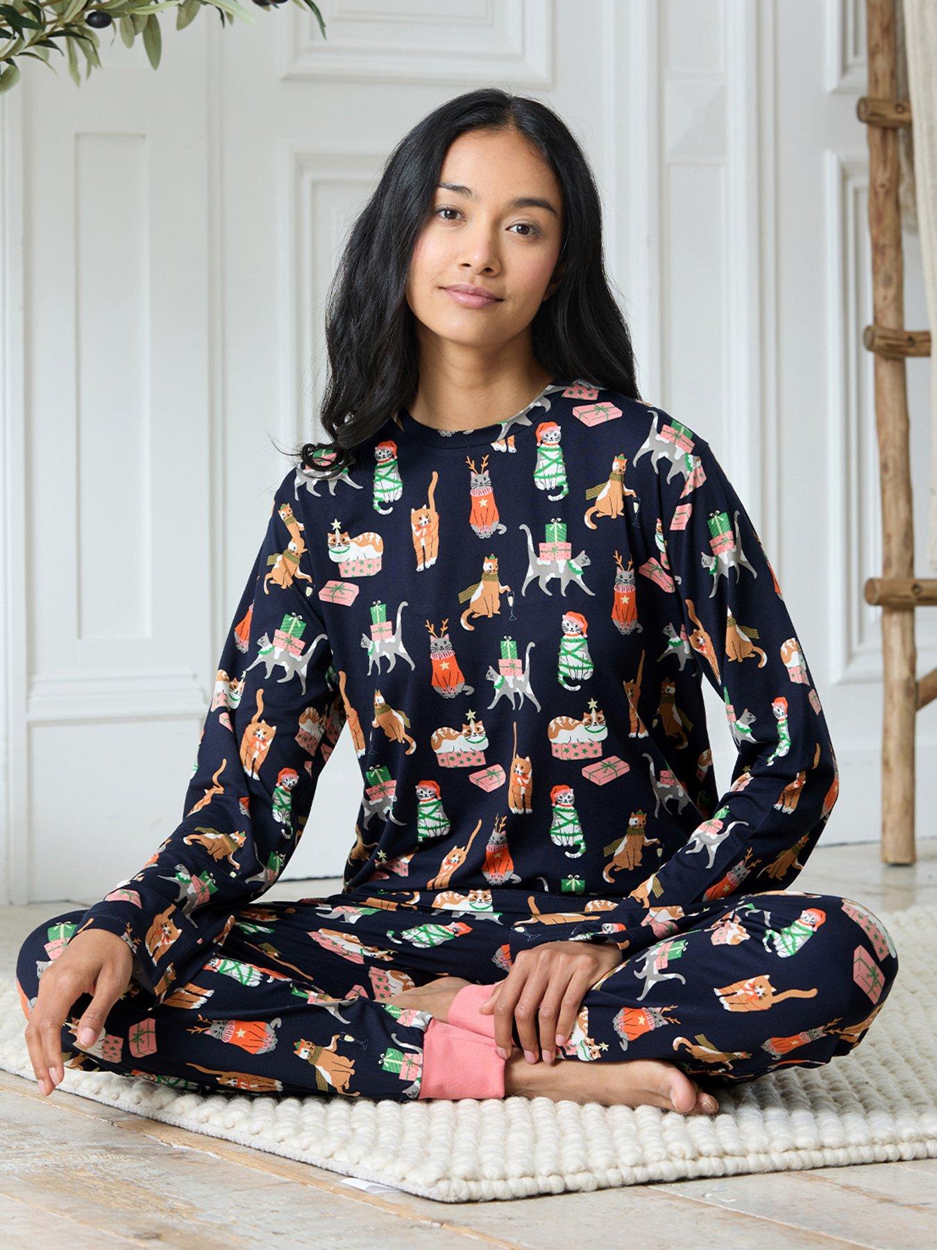 Image 5 of 5 of CHELSEA PEERS Christmas Classic Printed Long Sleeve Pyjama Set - Dark Blue