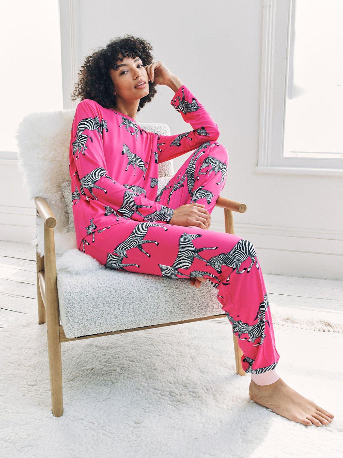 CHELSEA PEERS Classic Long Sleeve Crew Neck Set In Polyester - Pink ...