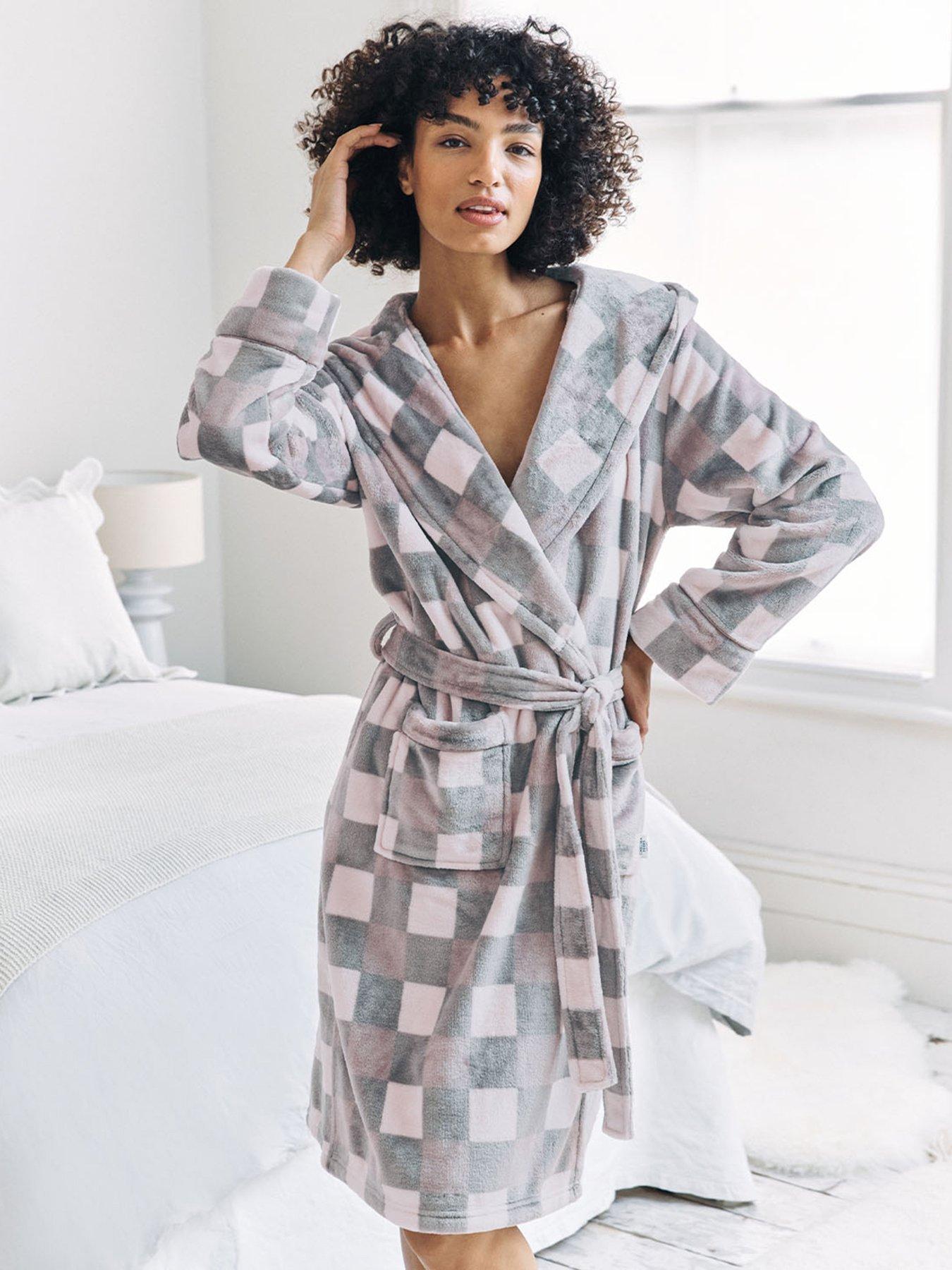 CHELSEA PEERS Classic Dressing Gown - Beige