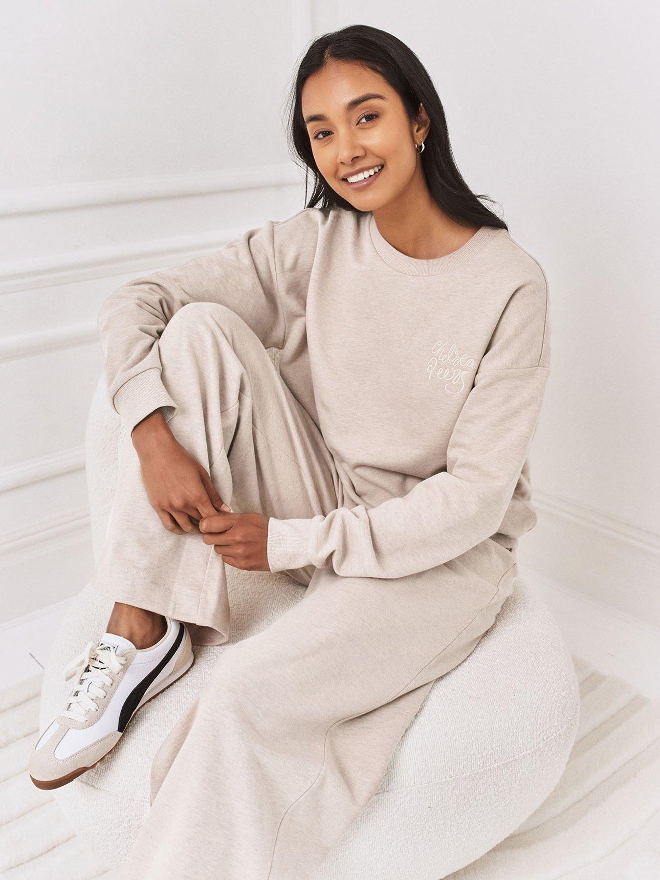 Image 4 of 6 of CHELSEA PEERS Branded Crew Neck Sweatshirt - Beige