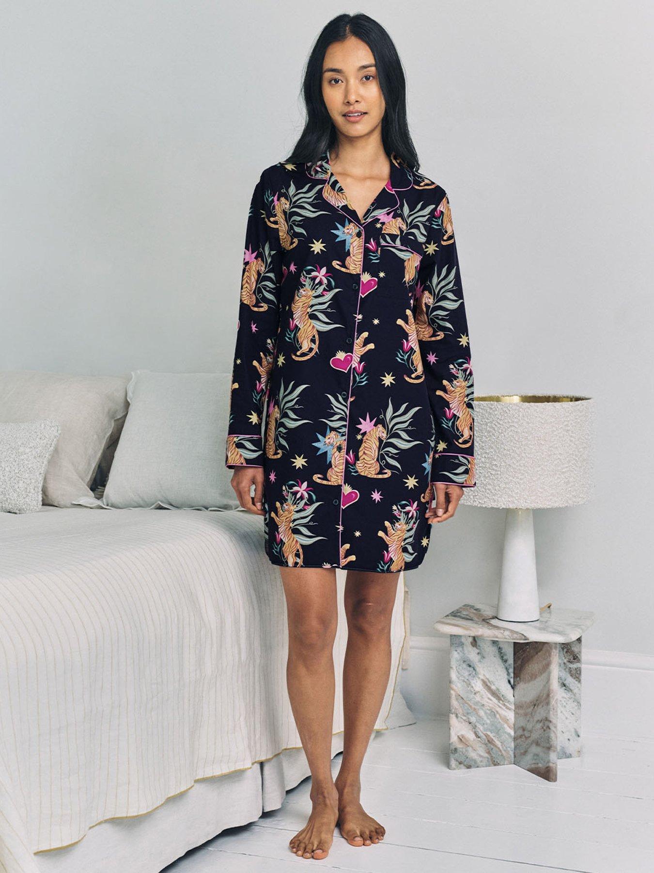 CHELSEA PEERS Classic Night Shirt With Double Piping, Woven Cotton - Navy