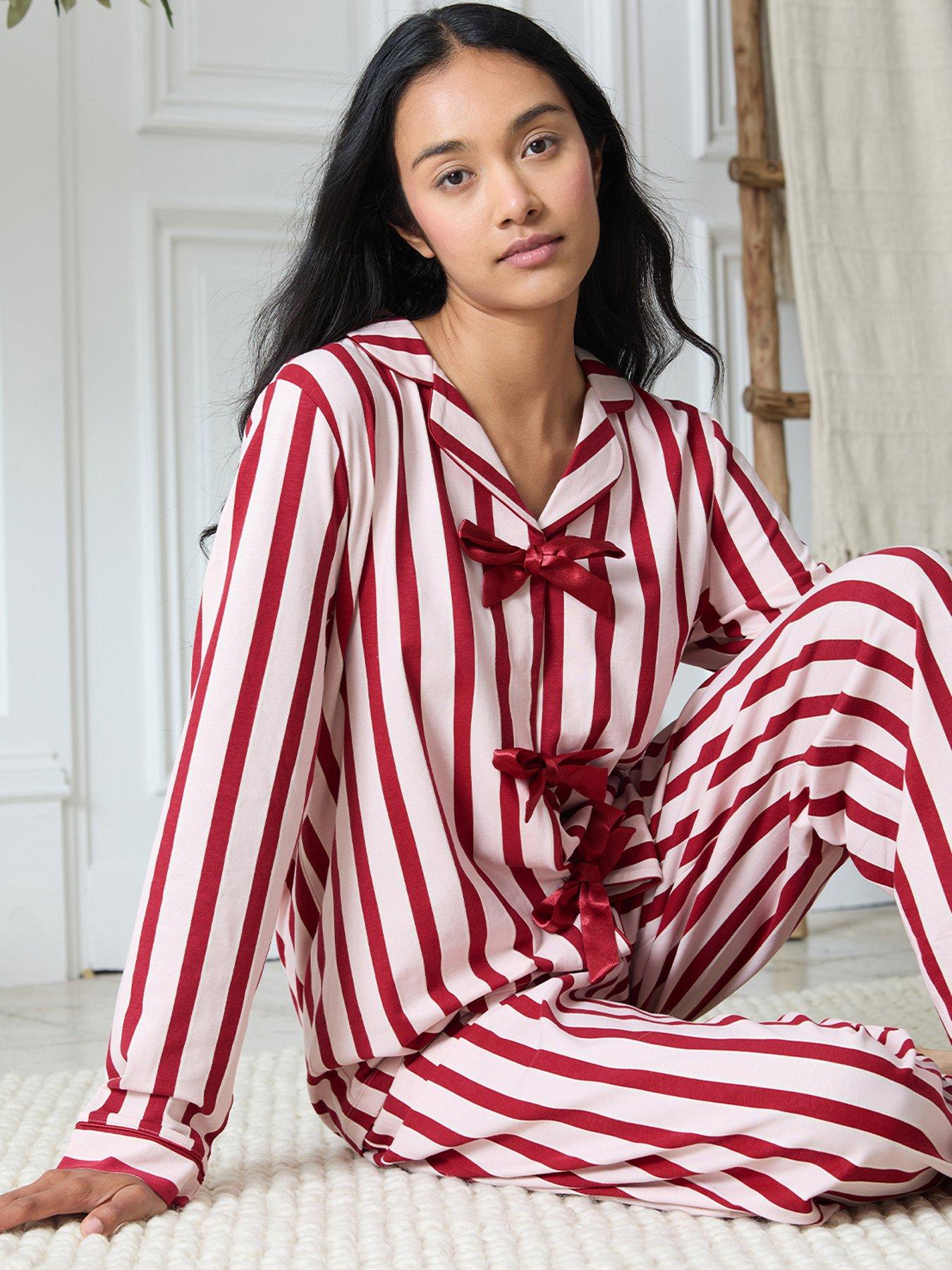 Image 6 of 6 of CHELSEA PEERS Tie Front Kimono Sleeve With Boxer Trouser Long Set - Pink