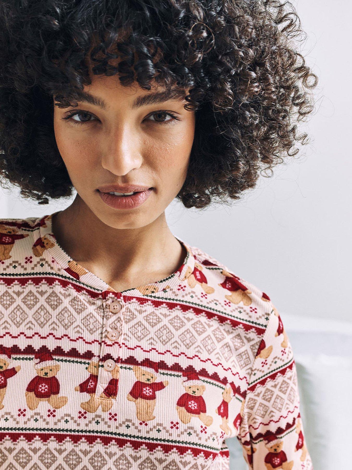 Image 3 of 6 of CHELSEA PEERS Ladies Christmas Long Sleeve Pyjama Set With Straight Leg Bottoms - White