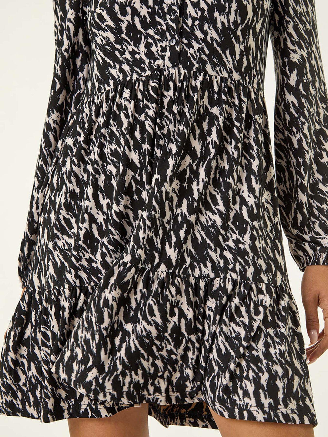 Image 5 of 5 of Roman Abstract Print Buttoned Stretch Dress - Black