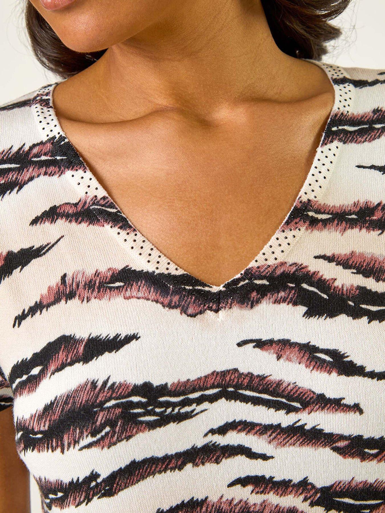 Image 5 of 5 of Roman Animal Embellished V-neck Knit Top - Black