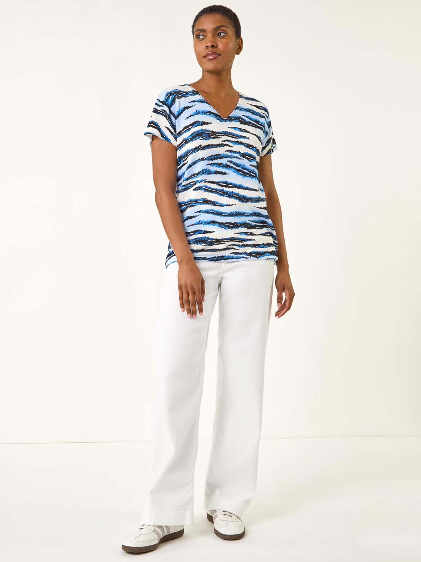 Image 3 of 5 of Roman Animal Embellished V-neck Knit Top - Blue