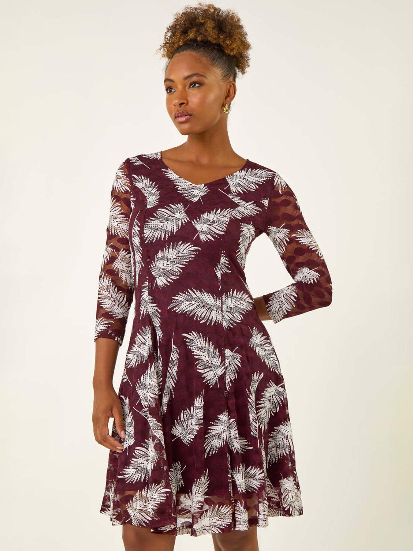 Image 3 of 5 of Roman Leaf Print Lace Stretch Dress - Wine