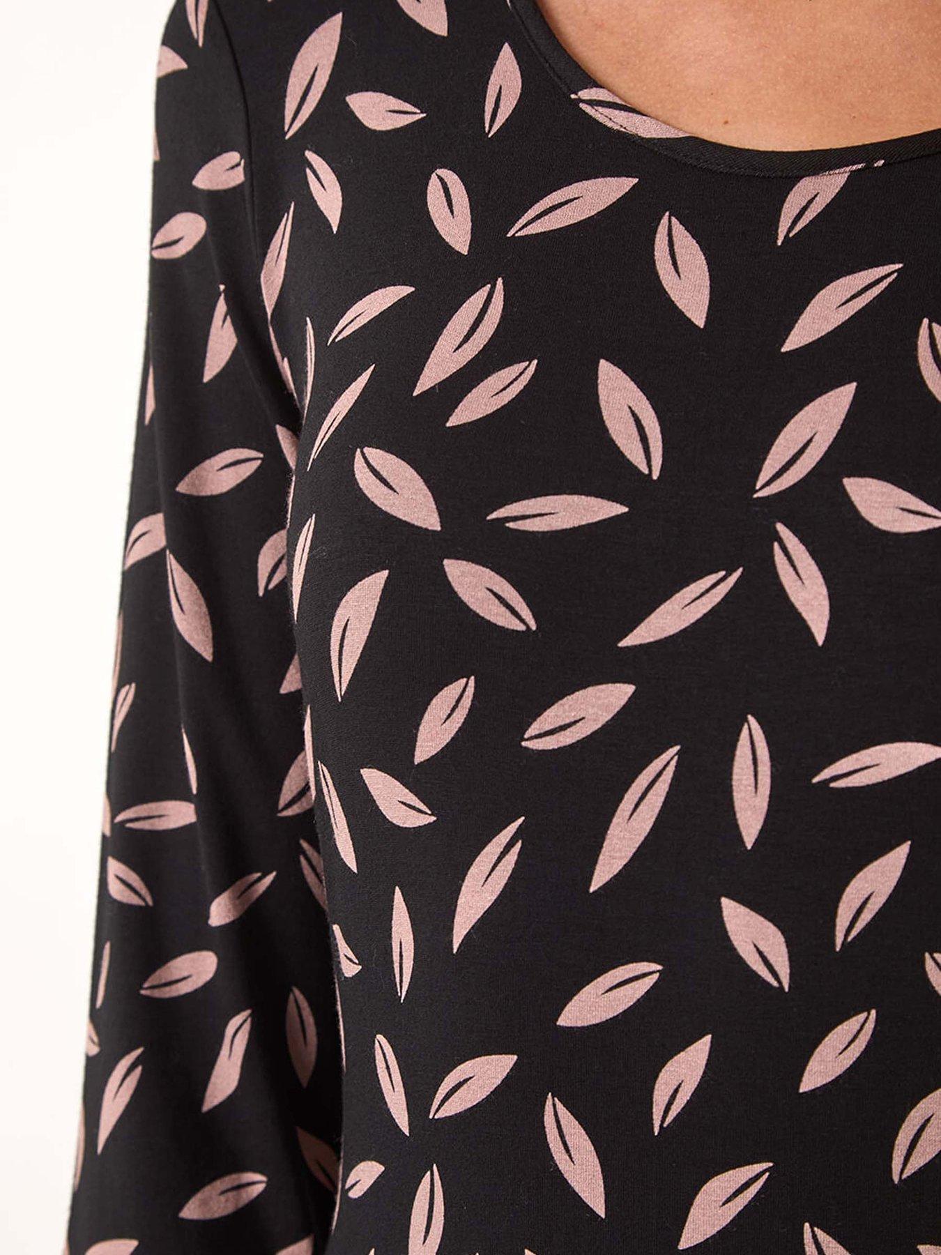 Image 5 of 5 of Roman Scattered Floral Print Midi Dress - Black