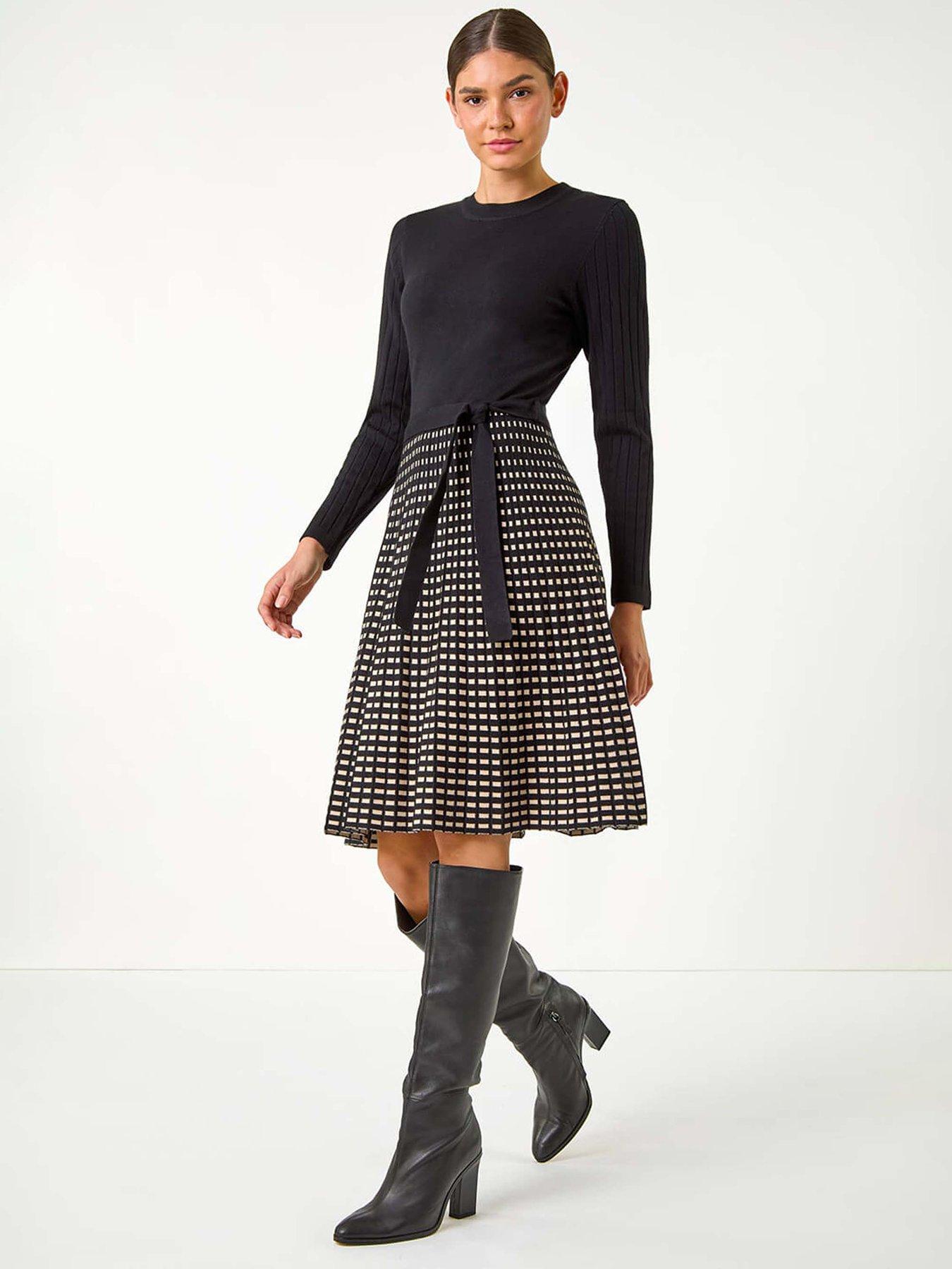 undefined Check Print Belted Jumper Dress - Black