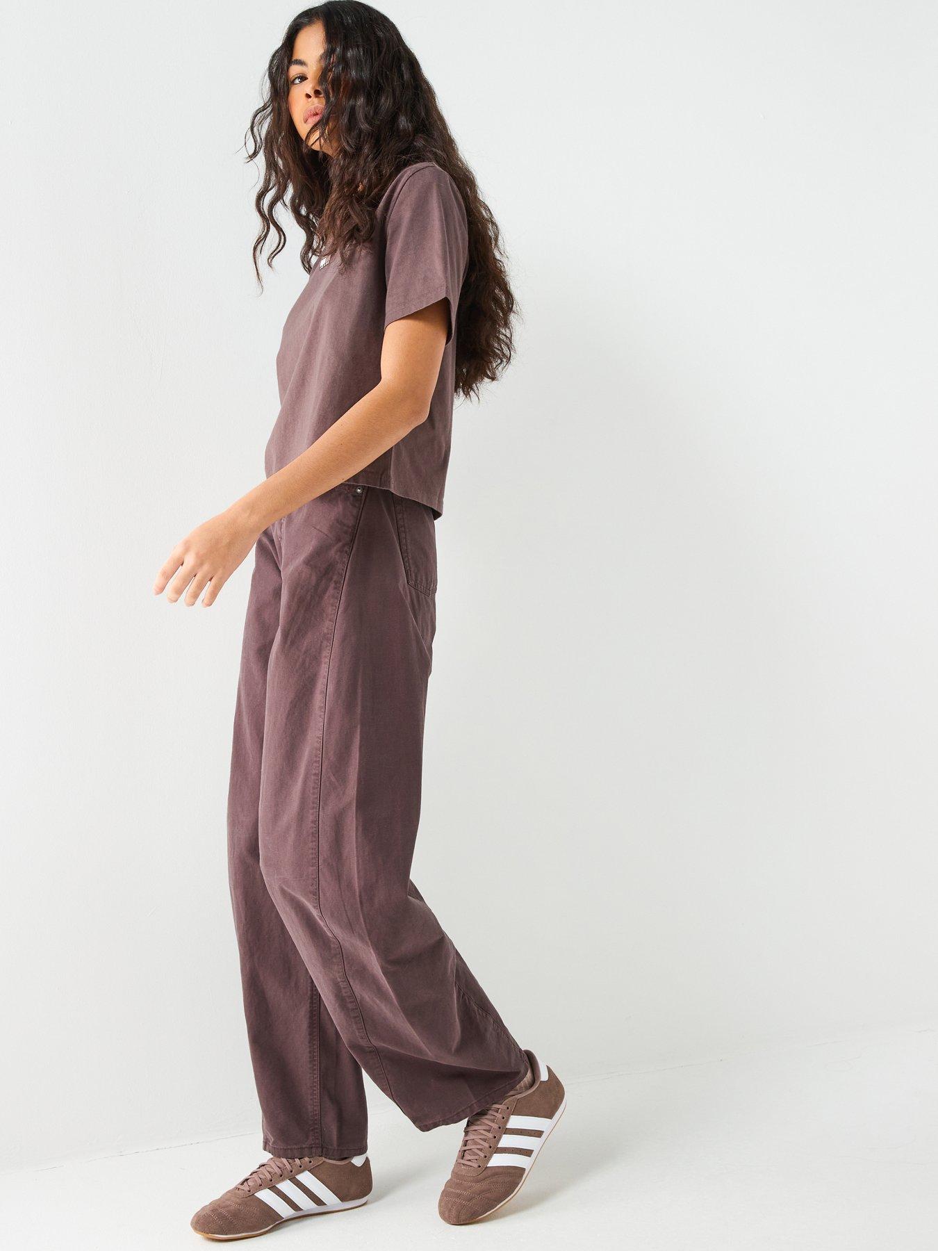 Image 6 of 6 of Tommy Jeans Ella Mid Rise Barrel Trouser Jeans - Walnut