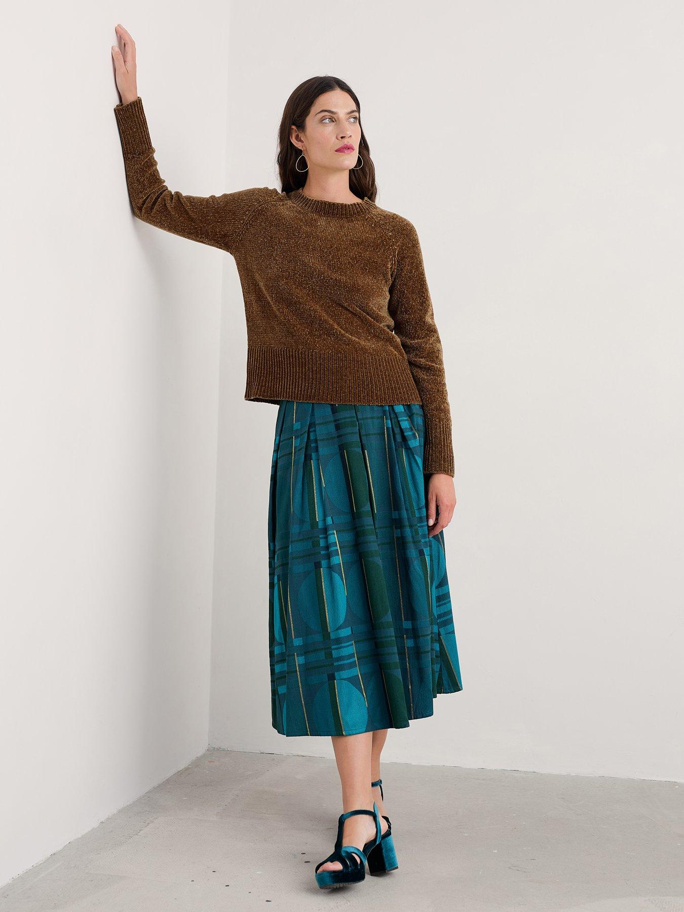  image of seasalt-cornwall-sycamore-jumper-oak-gold