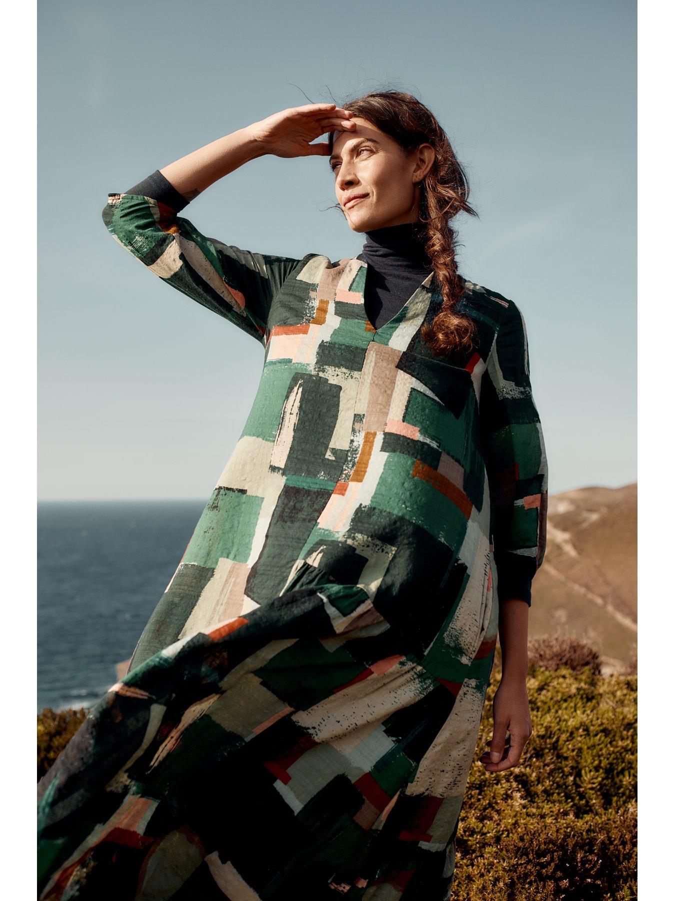  image of seasalt-cornwall-windblown-dress-green