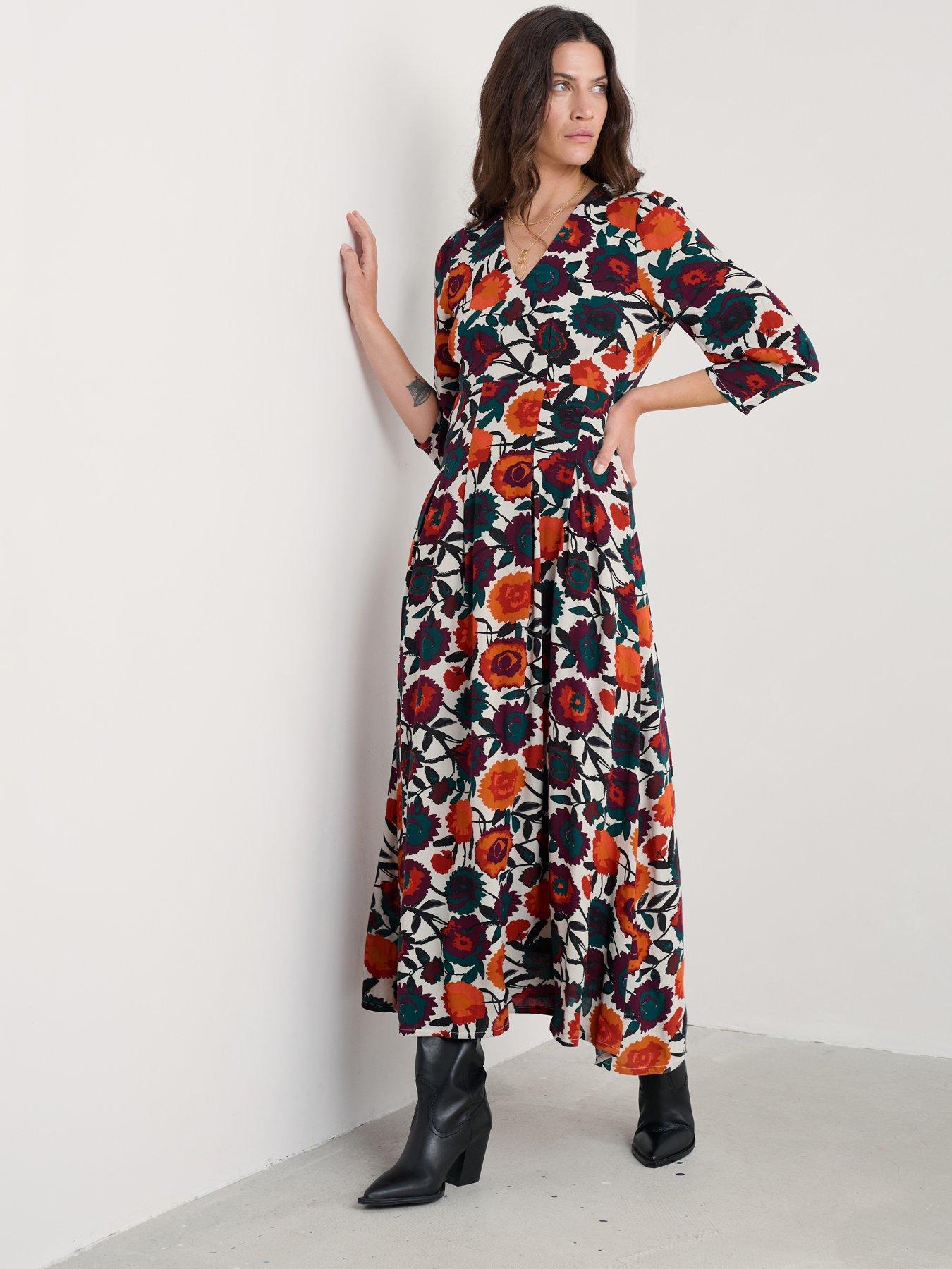 front image of seasalt-cornwall-etta-dress-figurative-floral-aran