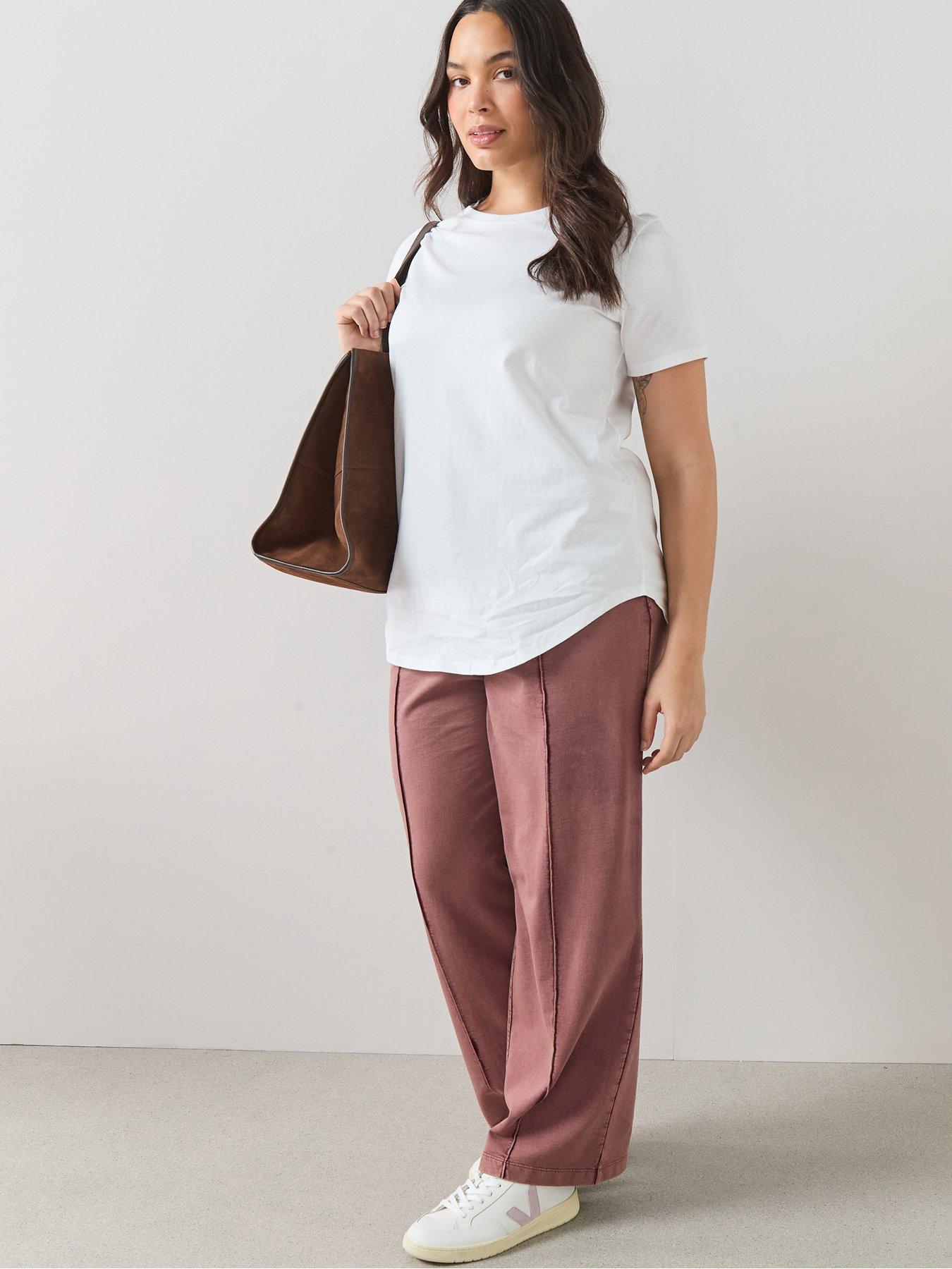  image of the-very-collection-curve-crew-neck-scoop-hem-t-shirt