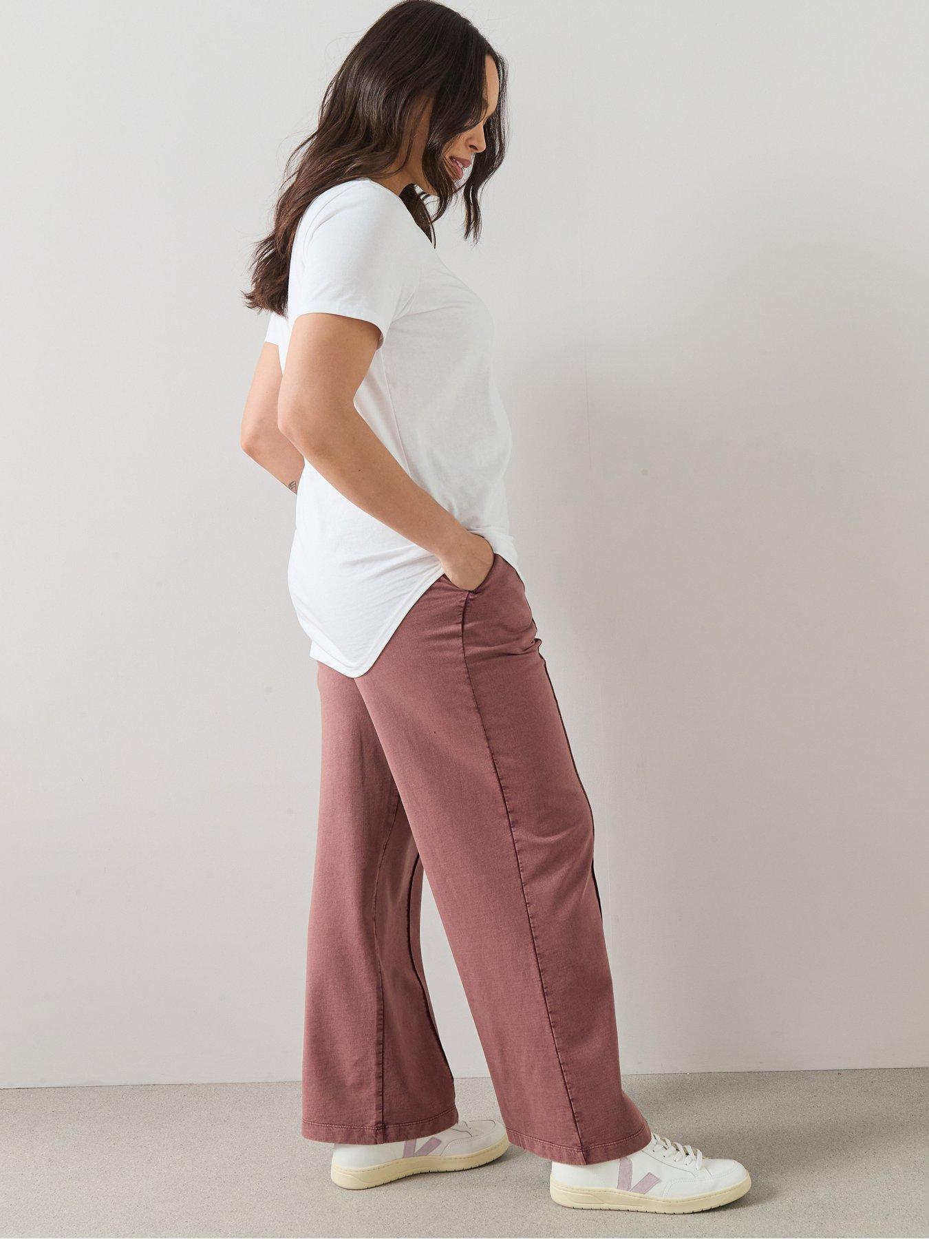  image of the-very-collection-curve-crew-neck-scoop-hem-t-shirt