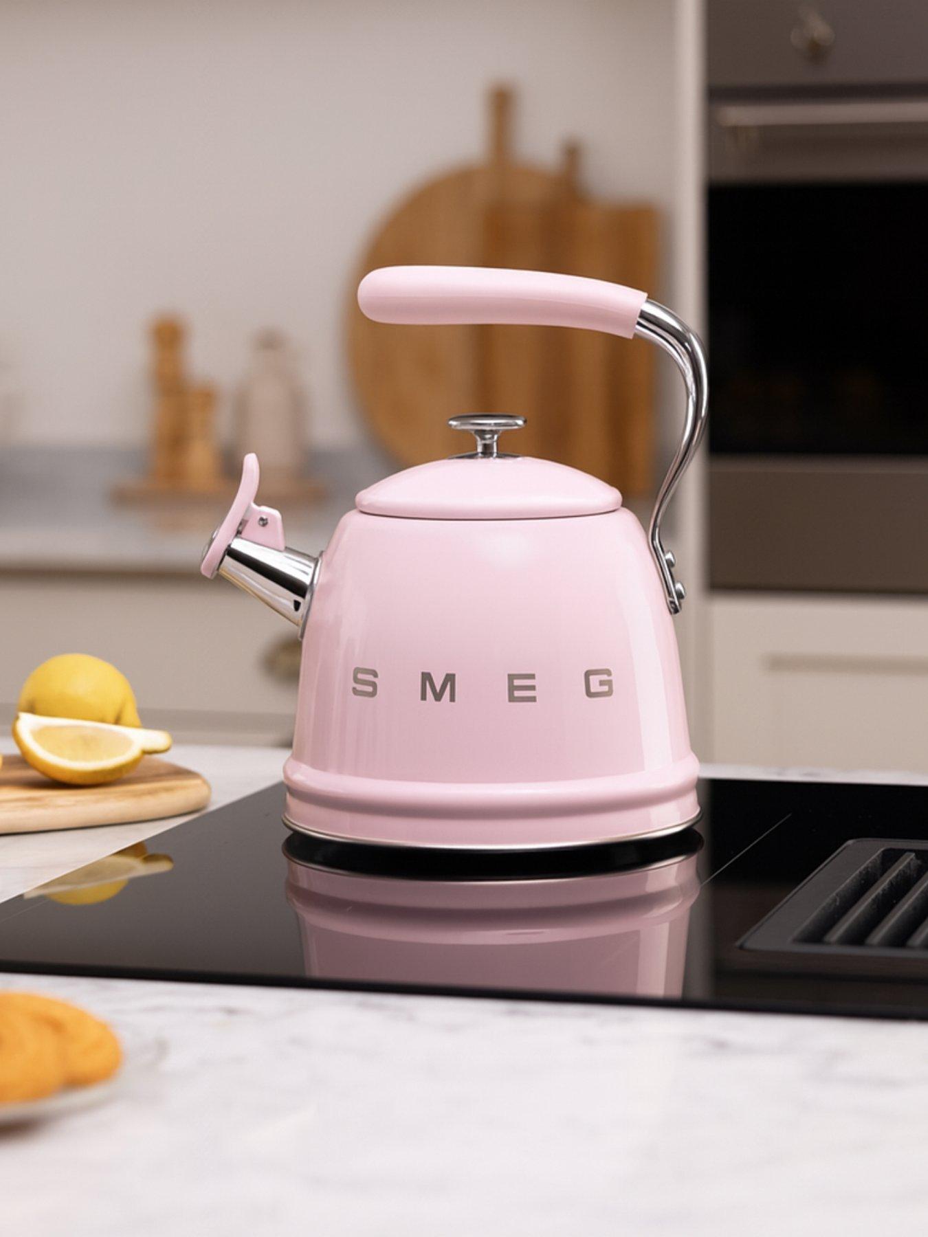 Smeg Whistling Kettle with Cool Touch Handle, 2.3L, Pink