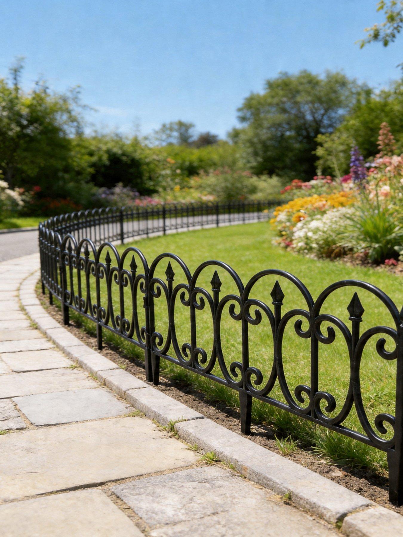 Living and Home 6Pcs Garden Picket Fence Black