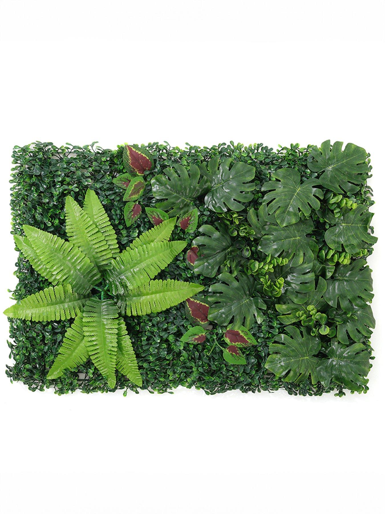 Living and Home Green Artificial Wall Panel W 60cm x D 40cm