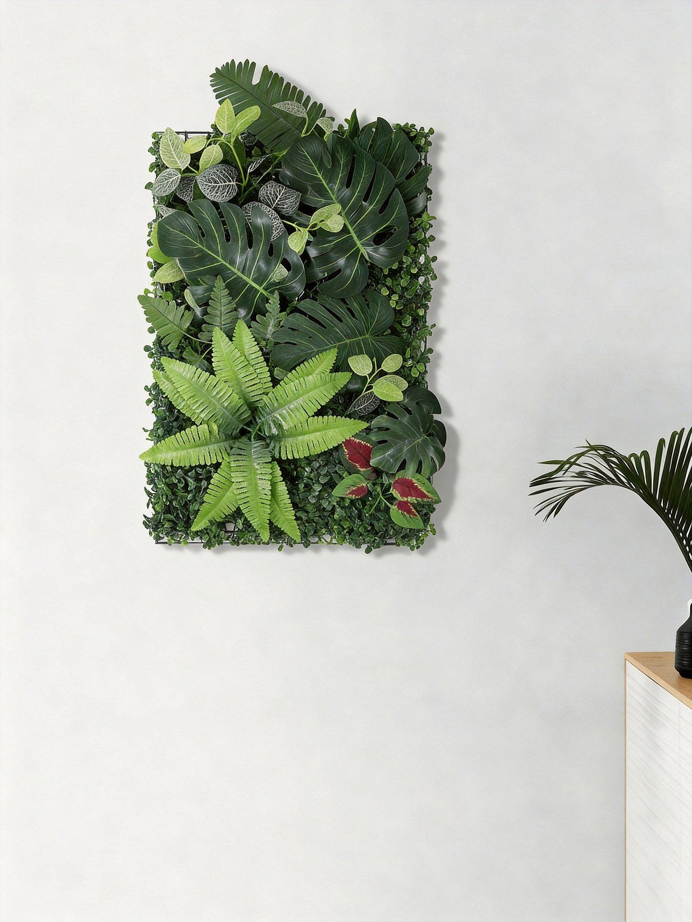 Living and Home Green Artificial Wall Panel W 60cm x D 40cm