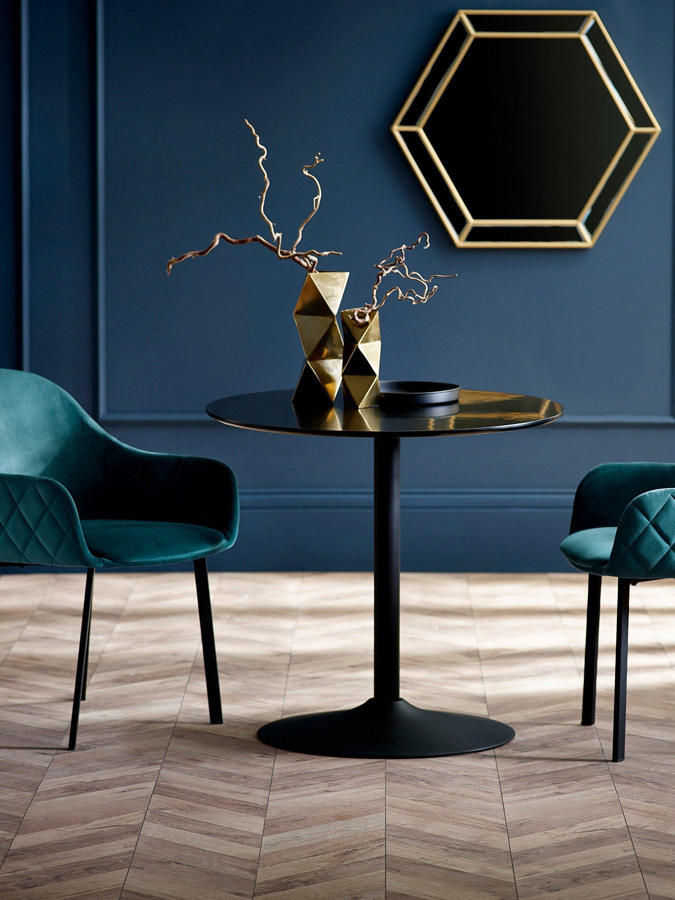 Julian Bowen Nero Round Dining Table