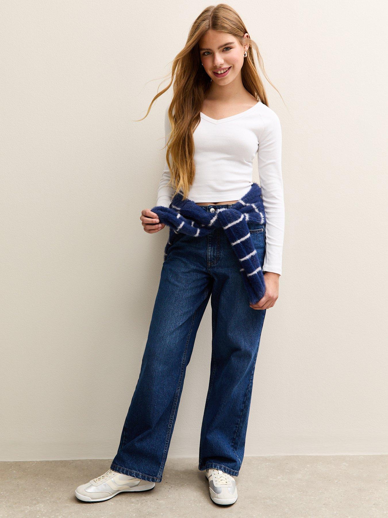 Image 3 of 5 of New Look 915 Girls V Neck Long Sleeve Plain Top - White