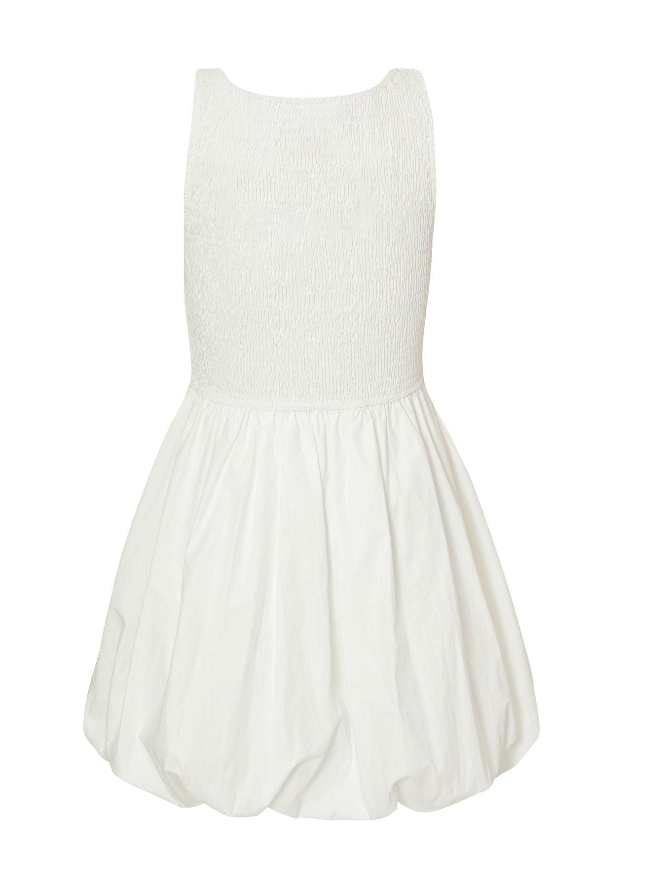 Image 5 of 6 of Quiz White Bubble Hem Mini Dress