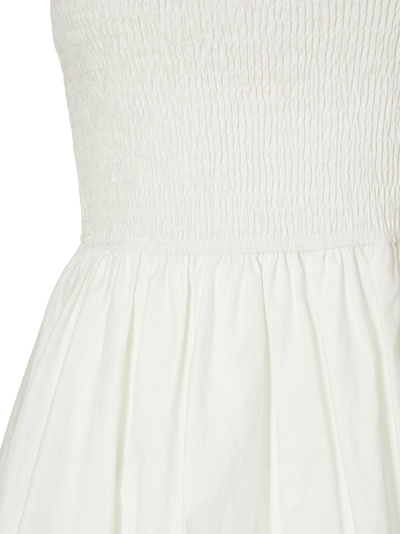 Image 6 of 6 of Quiz White Bubble Hem Mini Dress