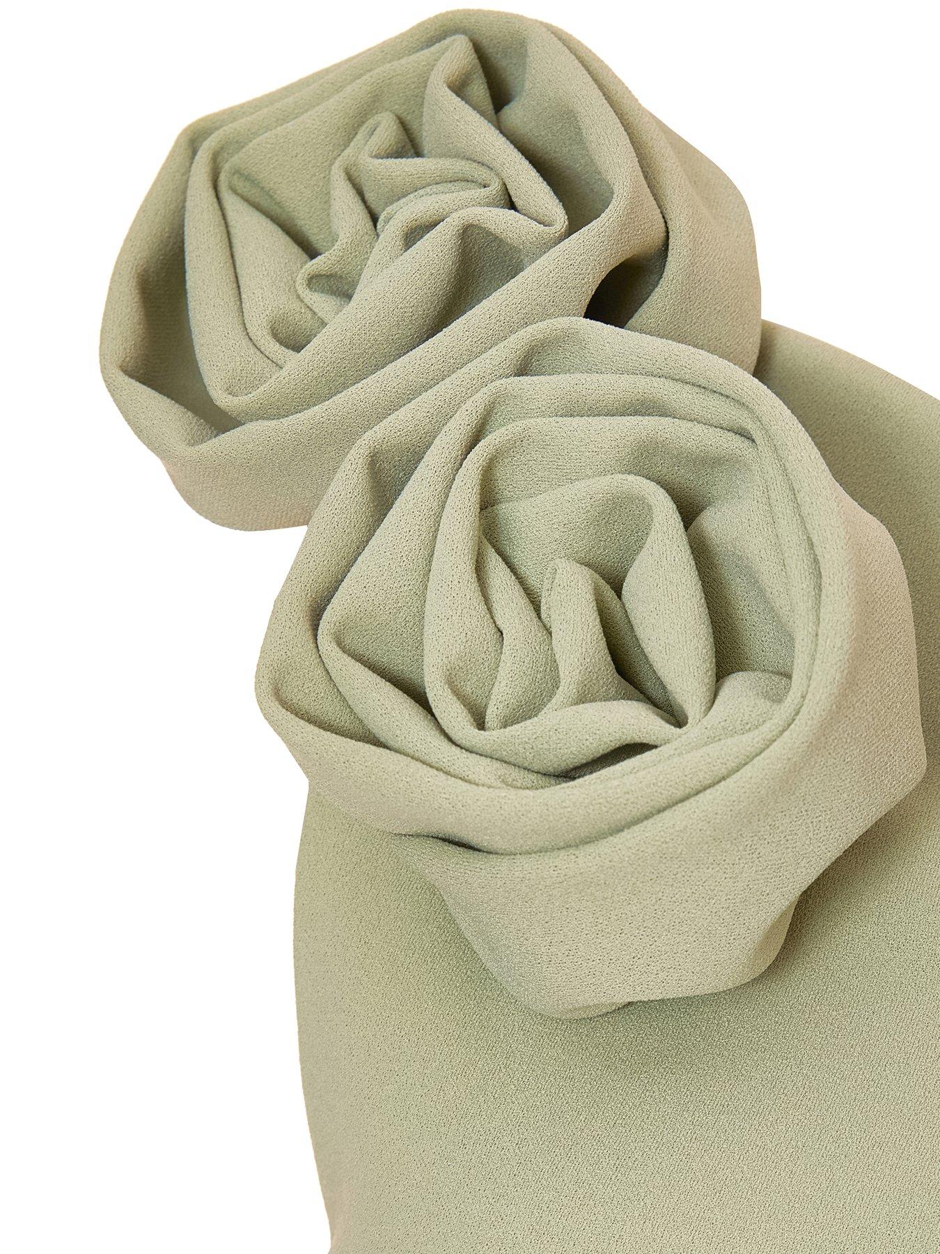 Image 6 of 6 of Quiz Green Corsage Maxi Dress