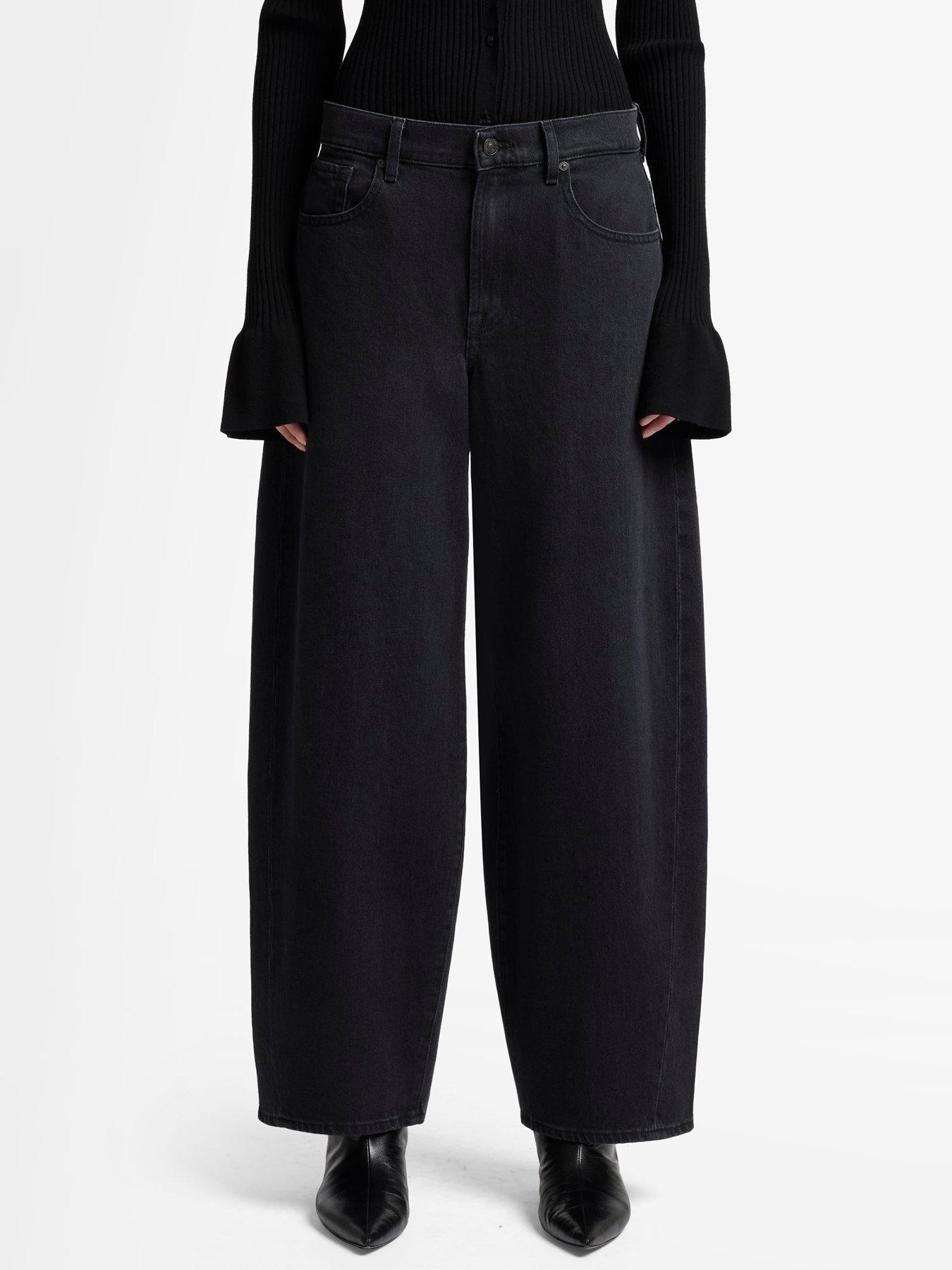 undefined Twisted Bonnie Balloon Fit Jeans - Black