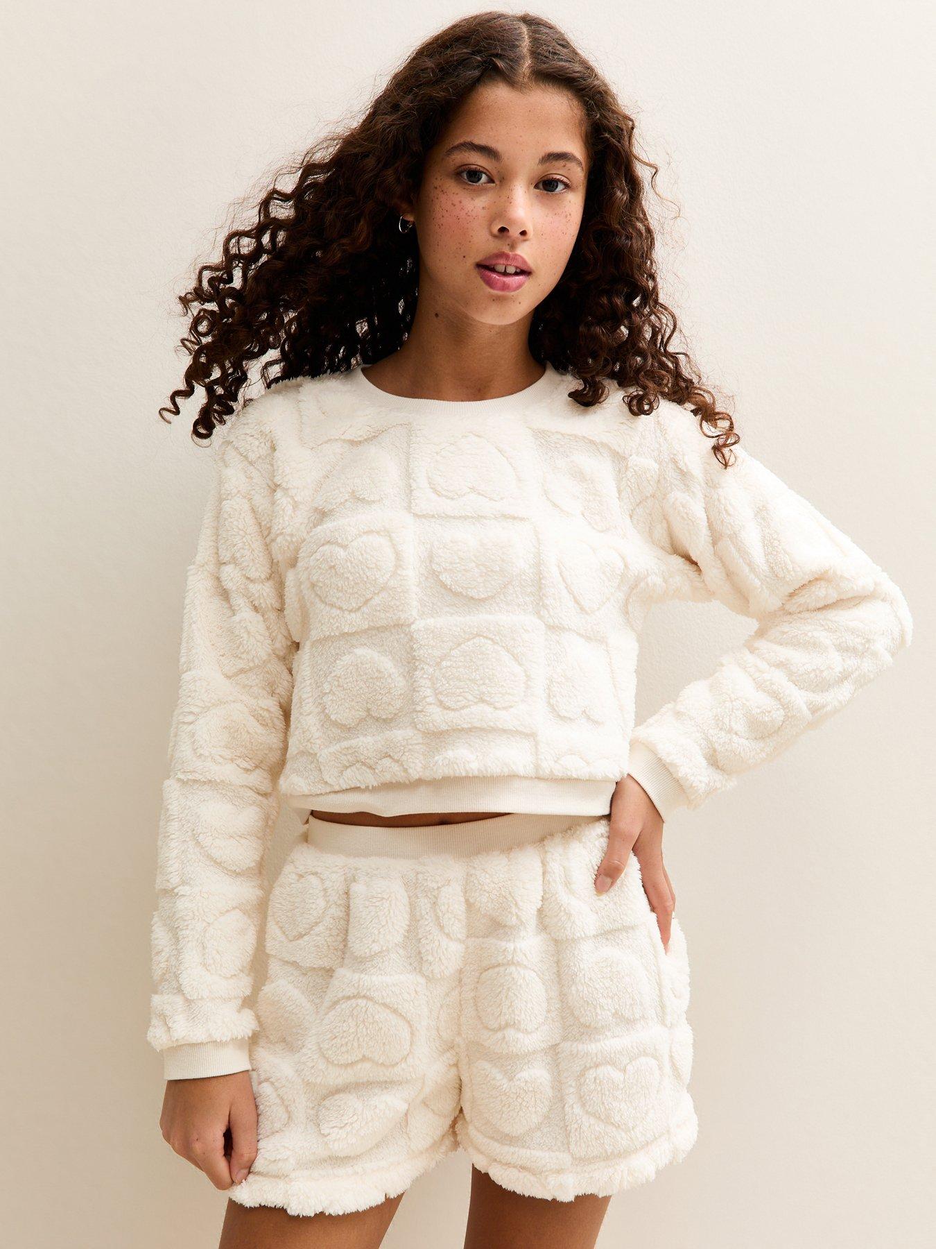 New Look 915 Girls Fleece Heart Patterned Top And Shorts Set - Cream