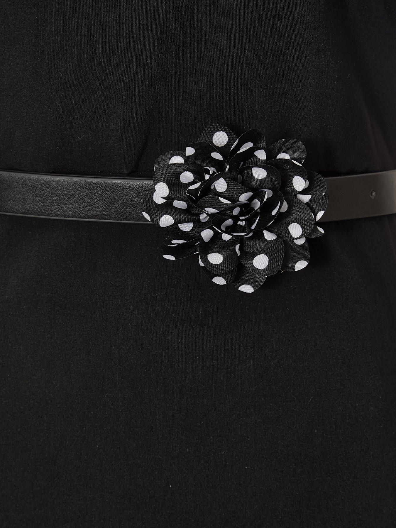 Image 6 of 6 of Quiz Black Corsage Belt Midi Dress