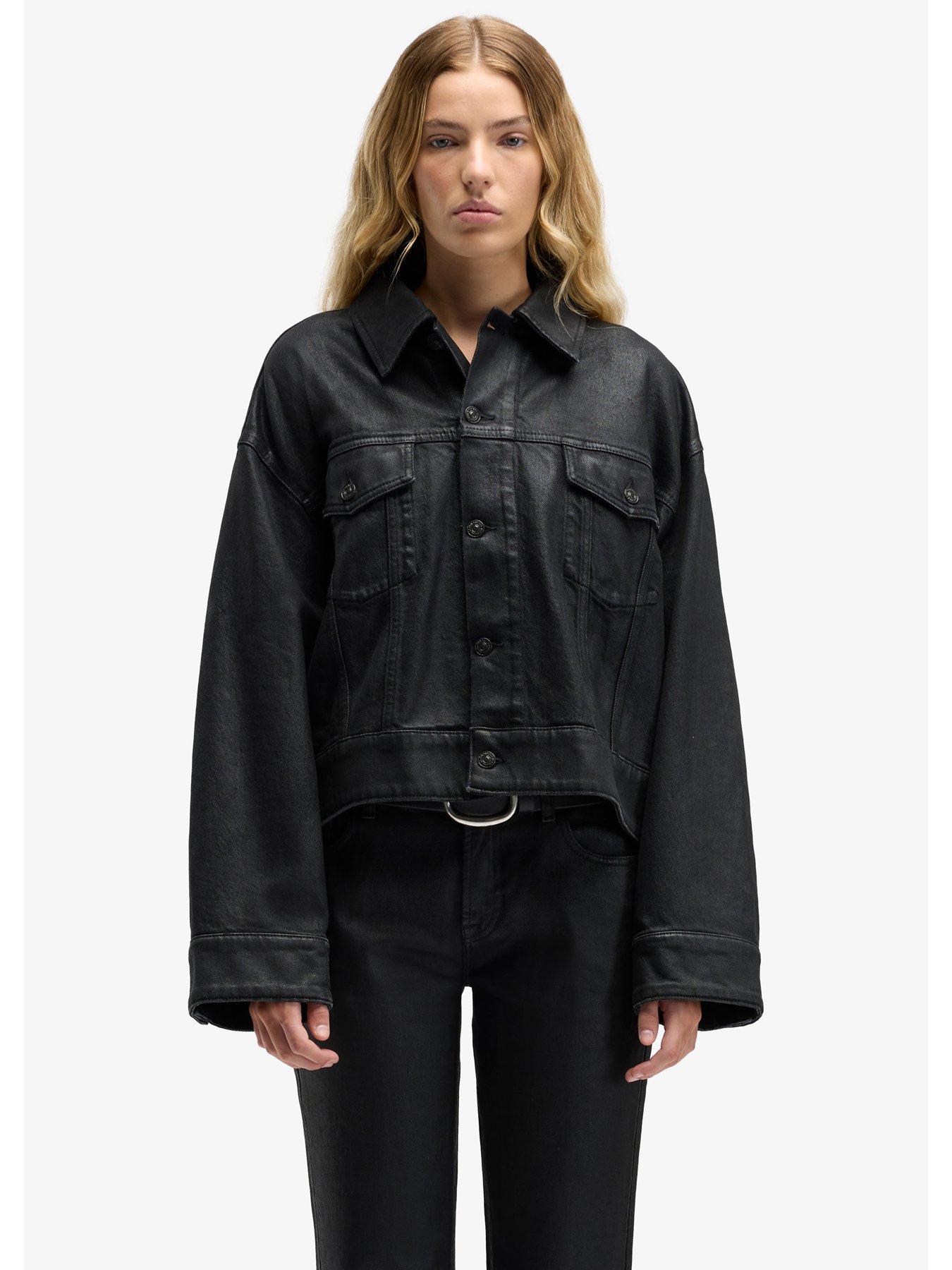 7 FOR ALL MANKIND Coated Comfort Oli Cropped Trucker - Black