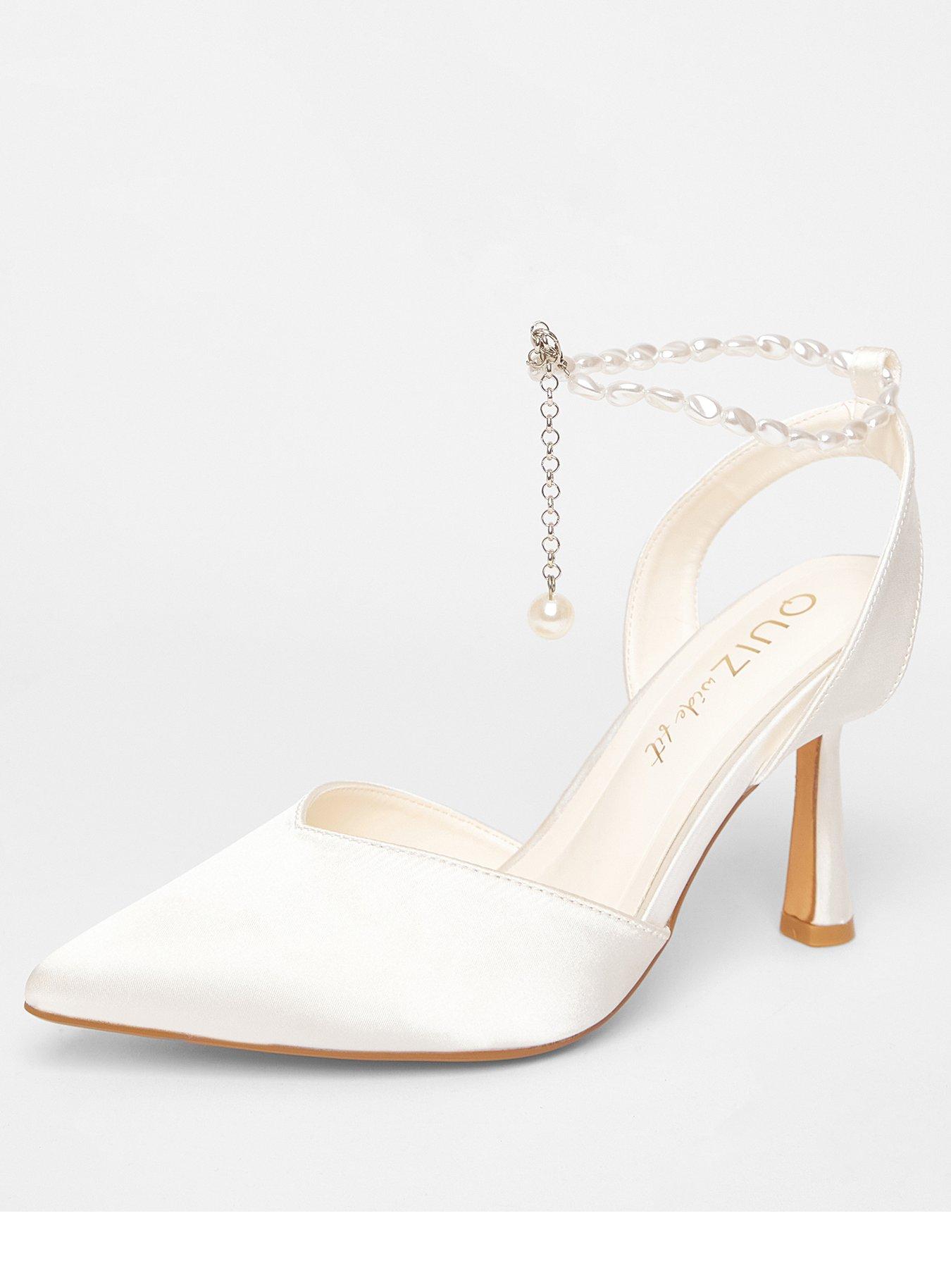 Image 2 of 5 of Quiz Wide Fit White Pearl Strap Court Heels