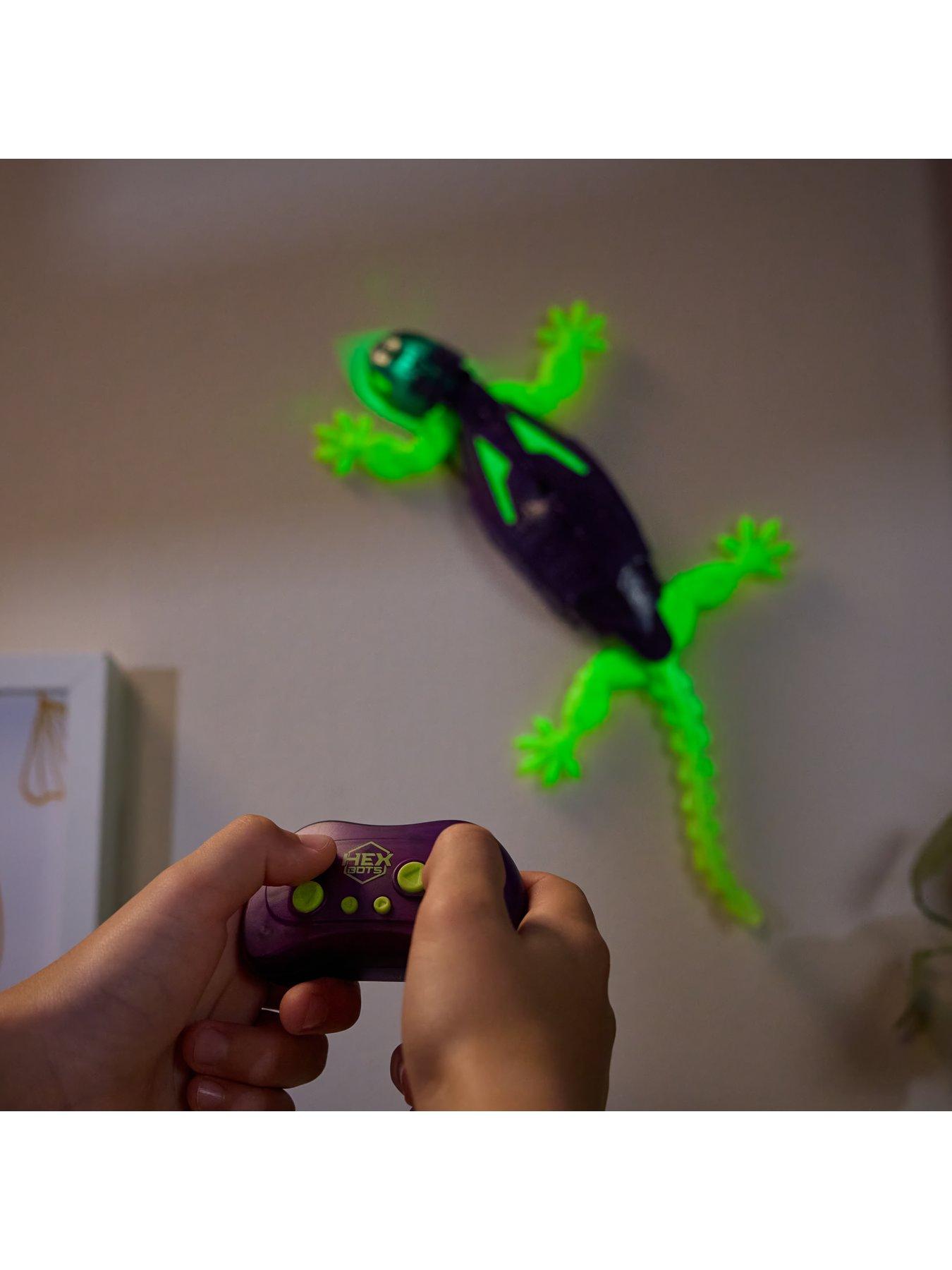Image 5 of 7 of Hex Bots GLOW IN THE DARK - Wall Crawler Gecko