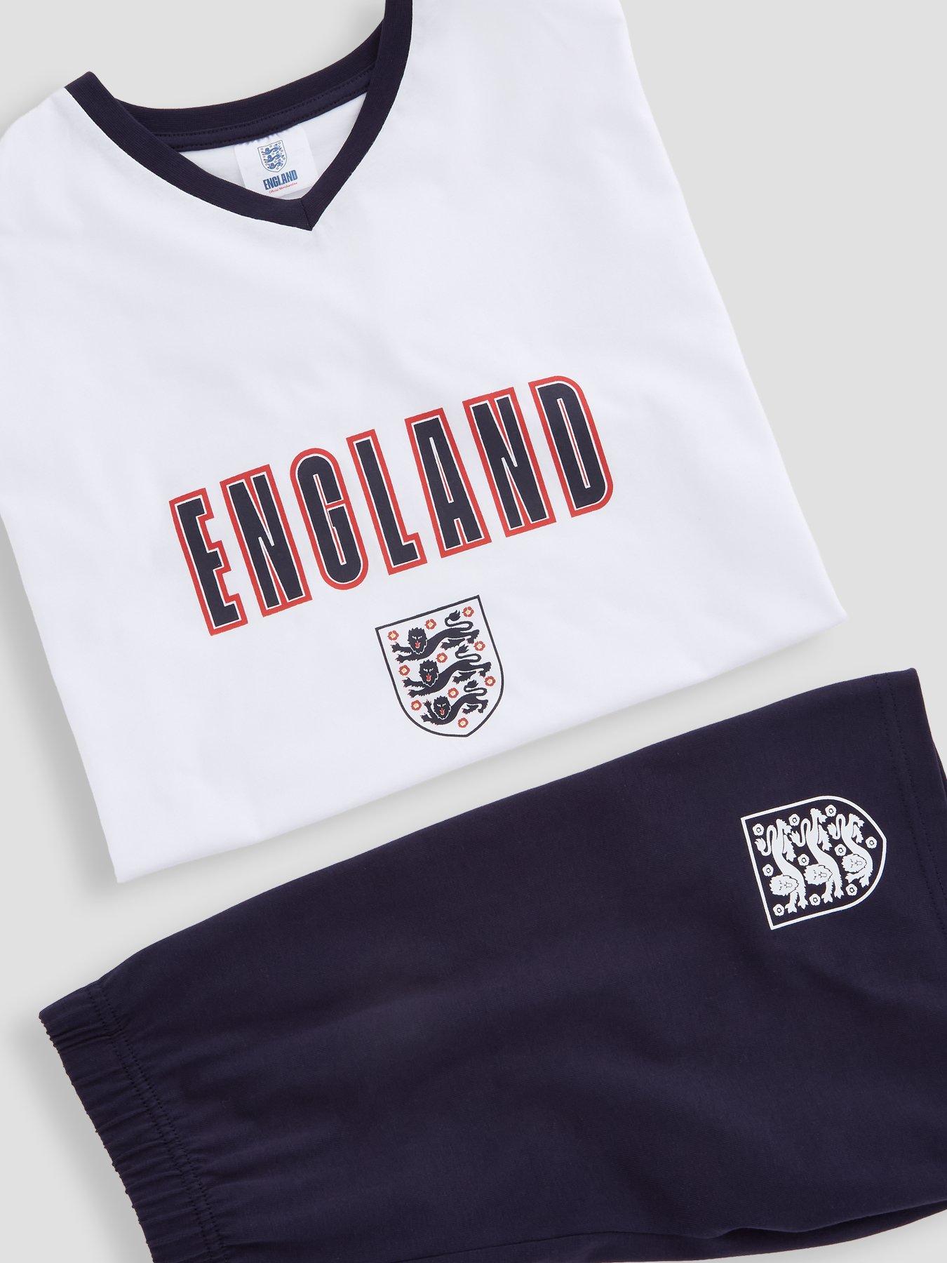 Image 6 of 6 of The Very Collection England&nbsp;Football V Neck Shortie Pyjama