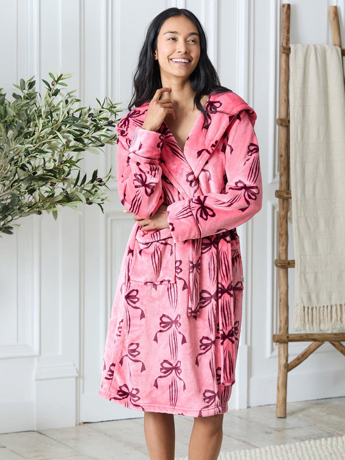 Image 2 of 5 of CHELSEA PEERS Classic Dressing Gown - Pink