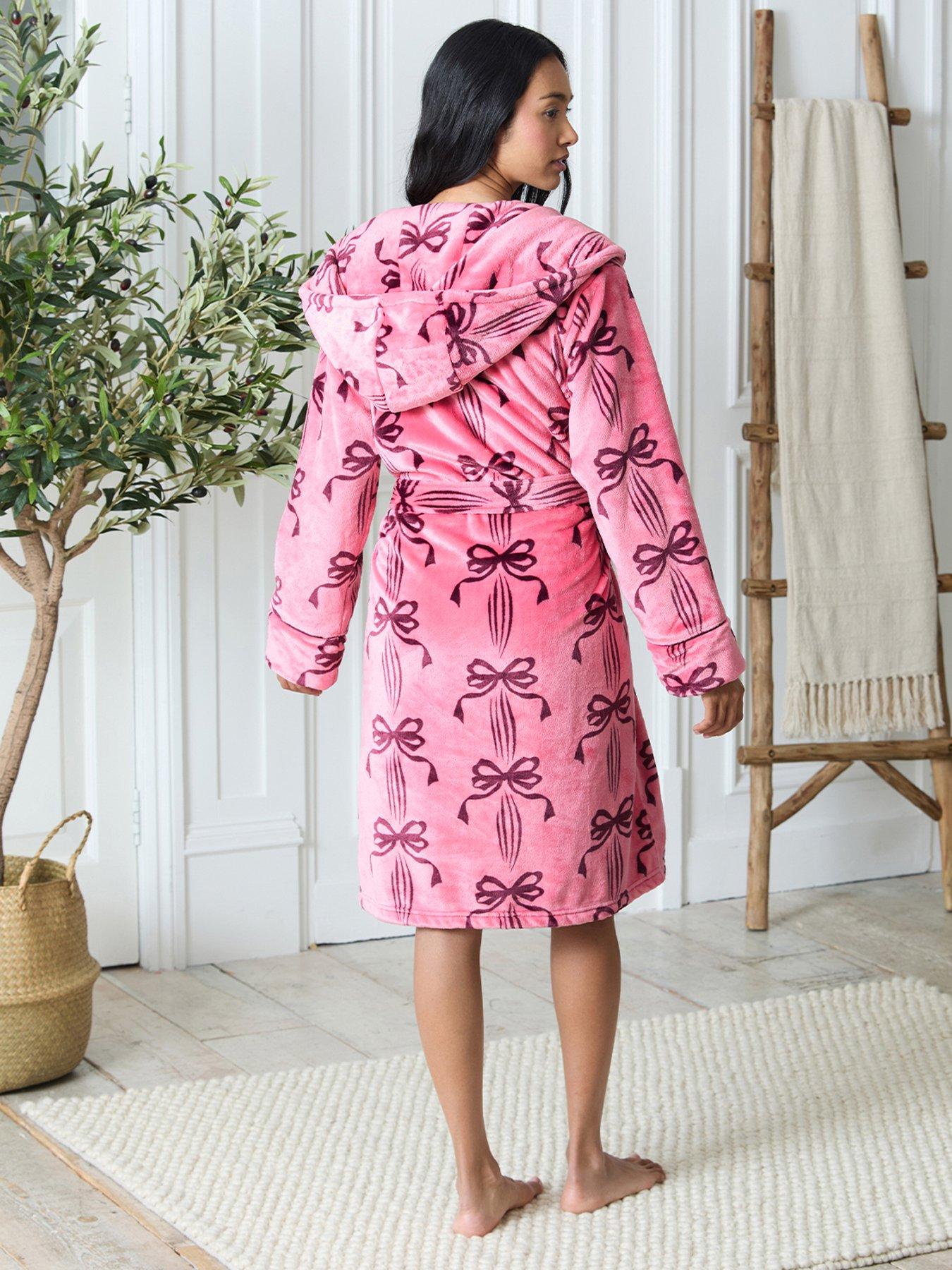 Image 5 of 5 of CHELSEA PEERS Classic Dressing Gown - Pink