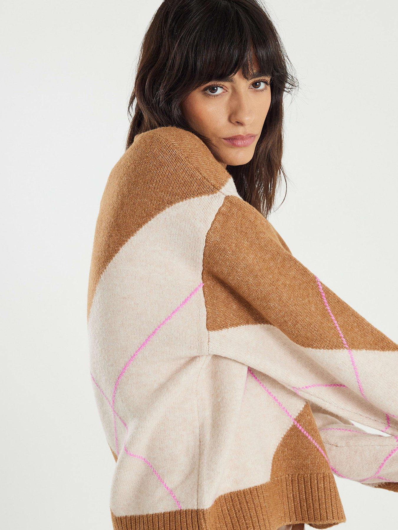  image of river-island-knitted-argyle-v-neck-jumper-brown