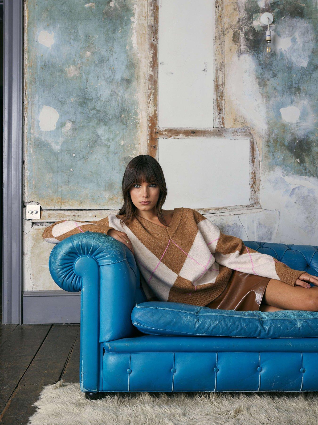  image of river-island-knitted-argyle-v-neck-jumper-brown