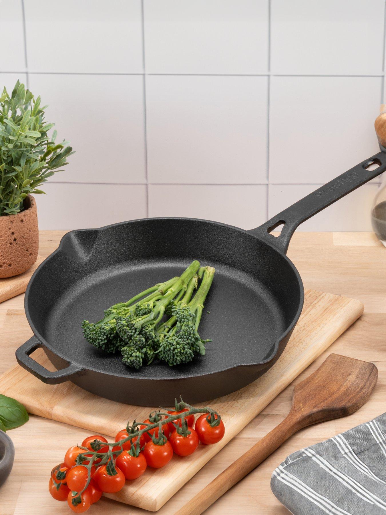 Prestige Cast Iron 26cm Skillet / Frypan With Dual Handle