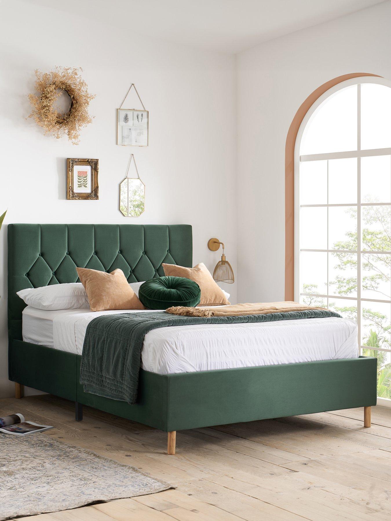 Image 1 of 7 of Birlea Loxley Bed